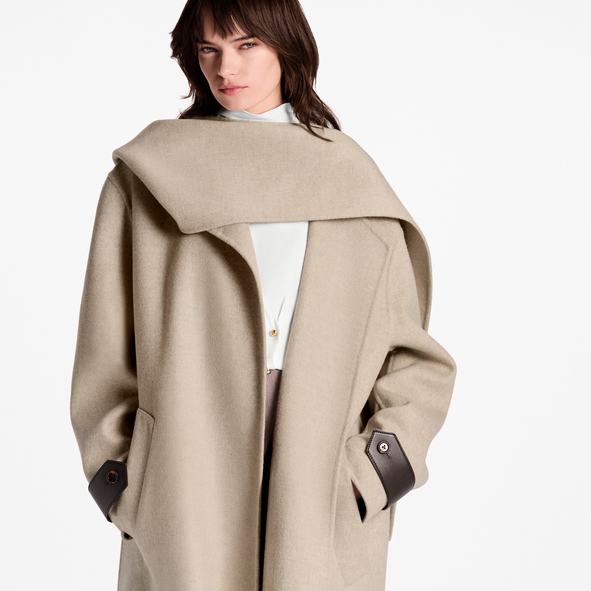 Abrigo con bufanda tipo manta  Mujer Prêt-à-Porter Abrigos y chaquetas | LOUIS VUITTON (Zoom de producto)