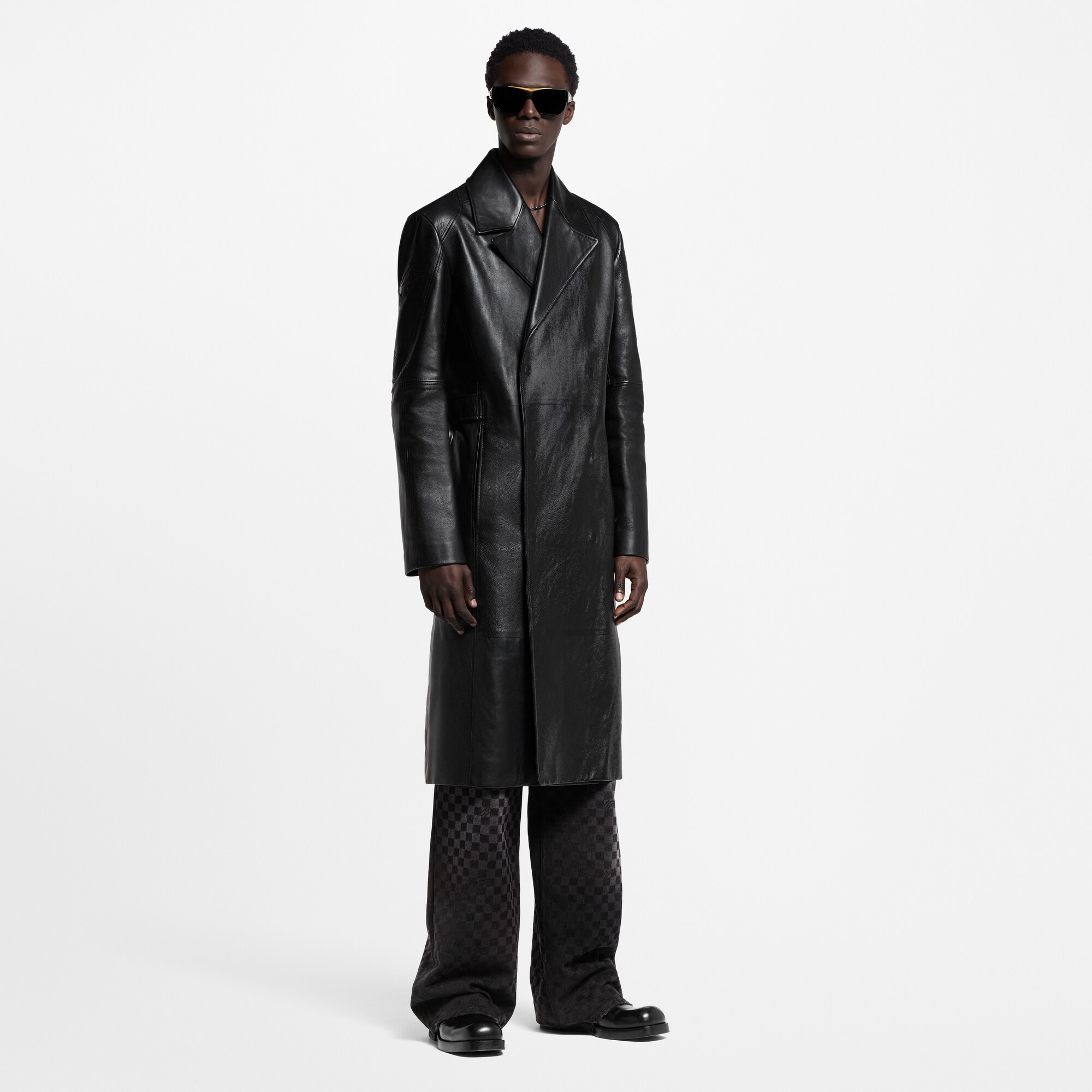 Abrigo de doble botonadura en piel  Hombre Prêt-à-Porter Cazadoras y abrigos | LOUIS VUITTON (Zoom de producto)