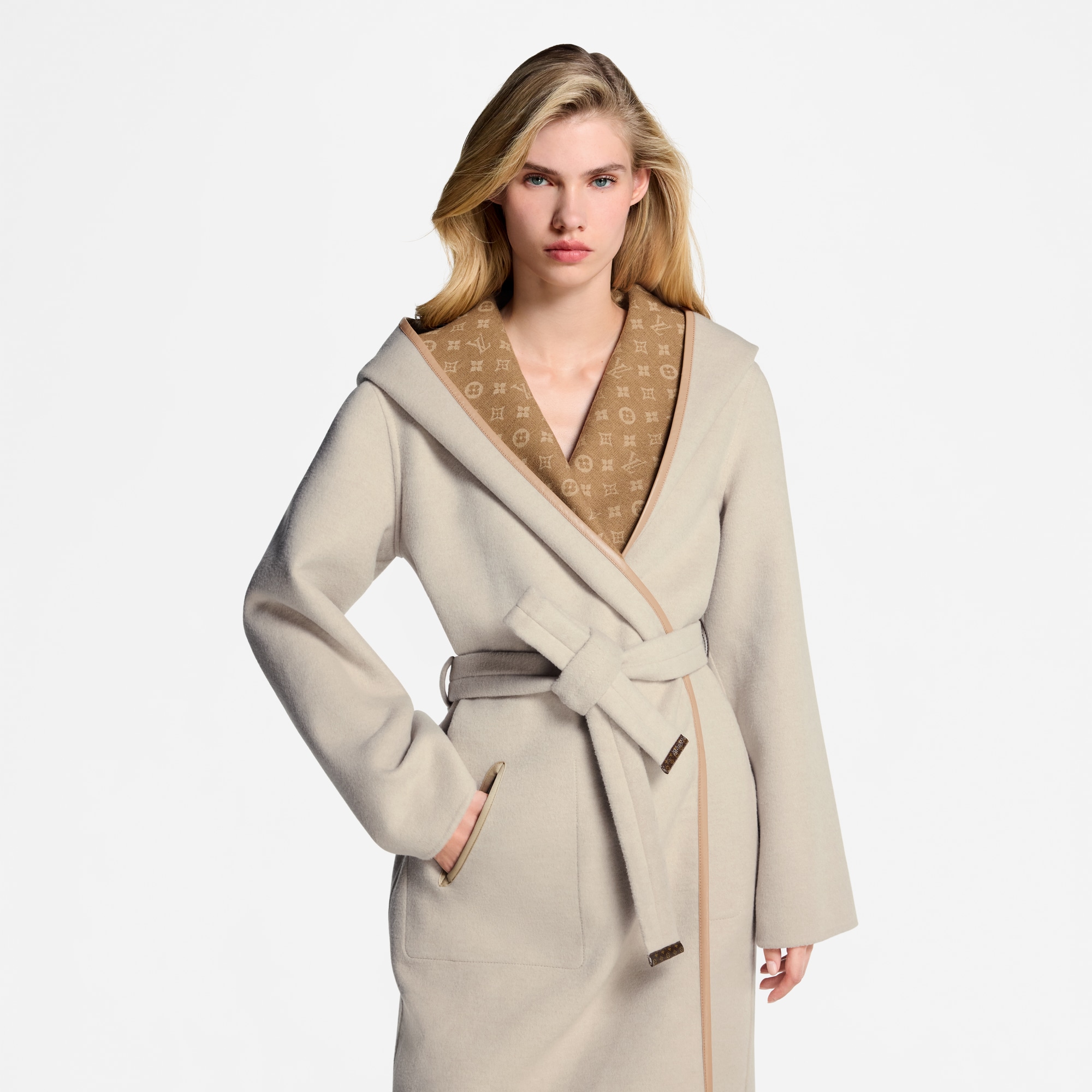 Abrigo envolvente reversible con capucha  Mujer Prêt-à-Porter Abrigos y chaquetas | LOUIS VUITTON (Zoom de producto)