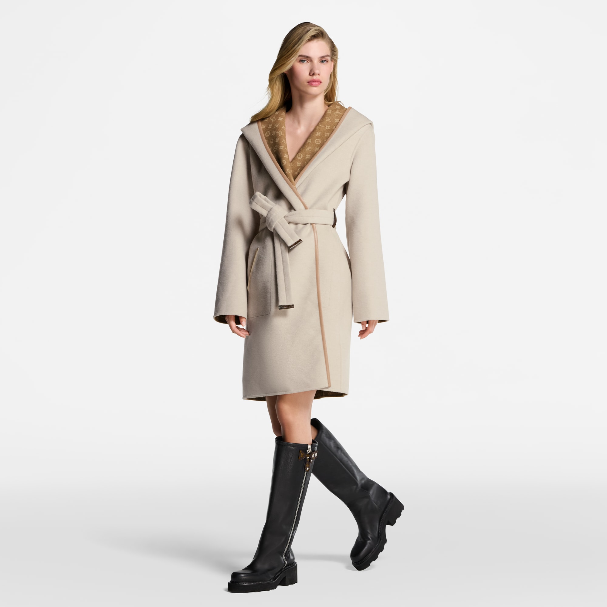 Abrigo envolvente reversible con capucha  Mujer Prêt-à-Porter Abrigos y chaquetas | LOUIS VUITTON (Zoom de producto)