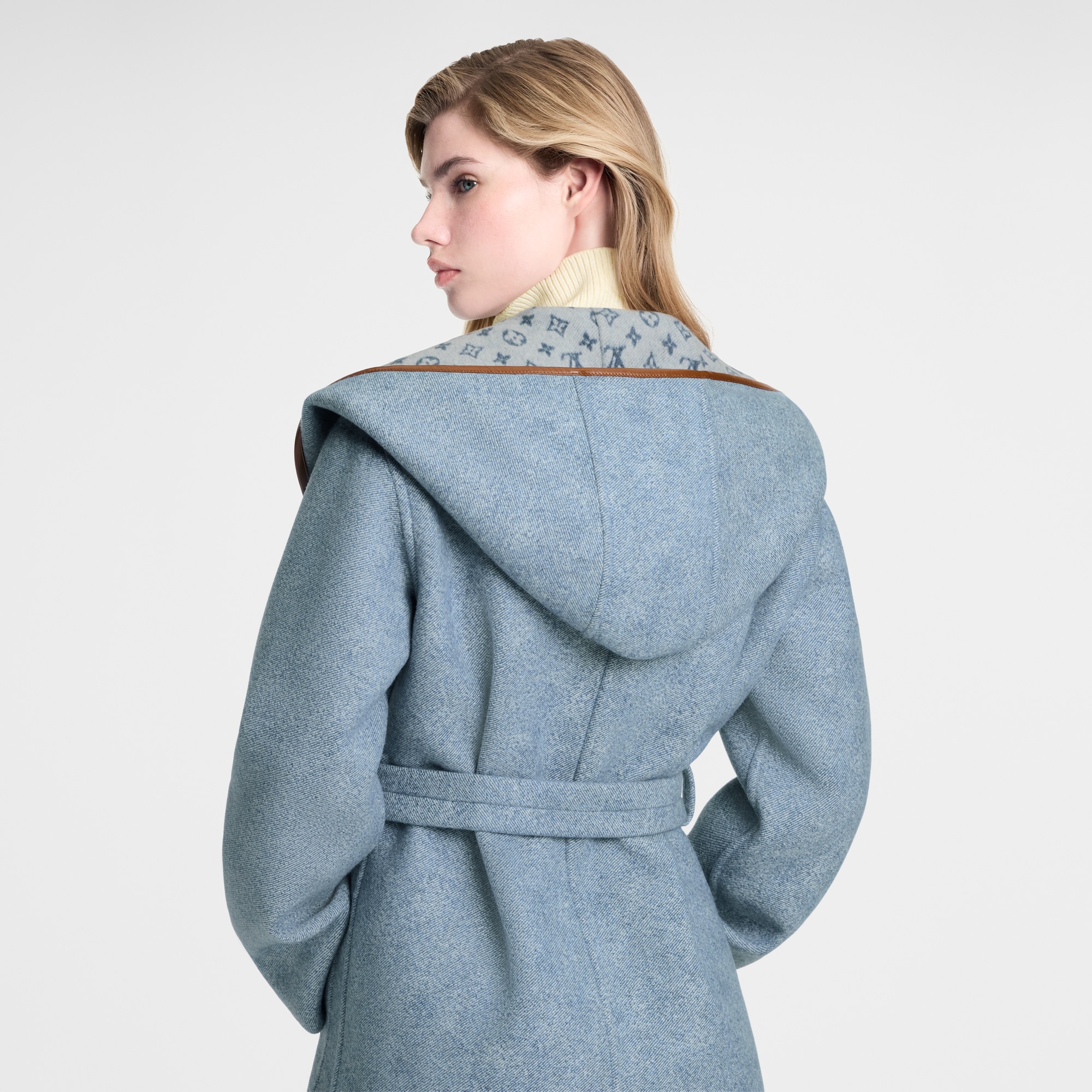 Abrigo envolvente reversible con capucha  Mujer Prêt-à-Porter Abrigos y chaquetas | LOUIS VUITTON (Zoom de producto)