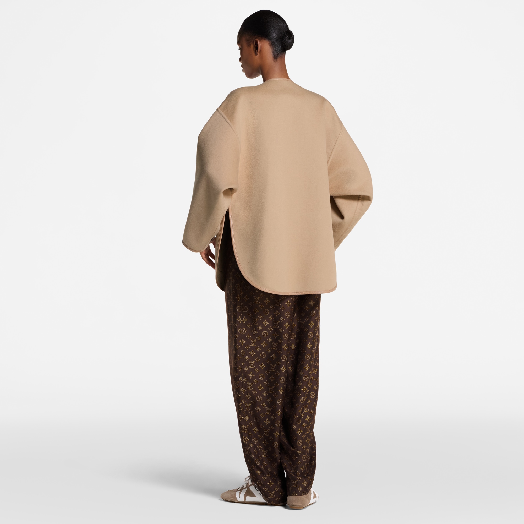 Abrigo largo de doble cara con alamar  Mujer Prêt-à-Porter Abrigos y chaquetas | LOUIS VUITTON (Zoom de producto)