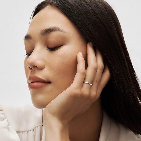 Alianza LV Diamonds en platino de 2,5 mm Joyería Categorías Wedding Bands | LOUIS VUITTON (Zoom de producto)