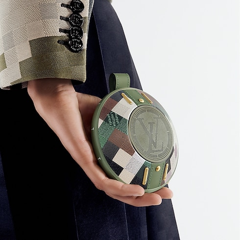 Altavoz LV Nanogram Damoflage Les Extraordinaires Relojería Objetos conectados | LOUIS VUITTON (Zoom de producto)