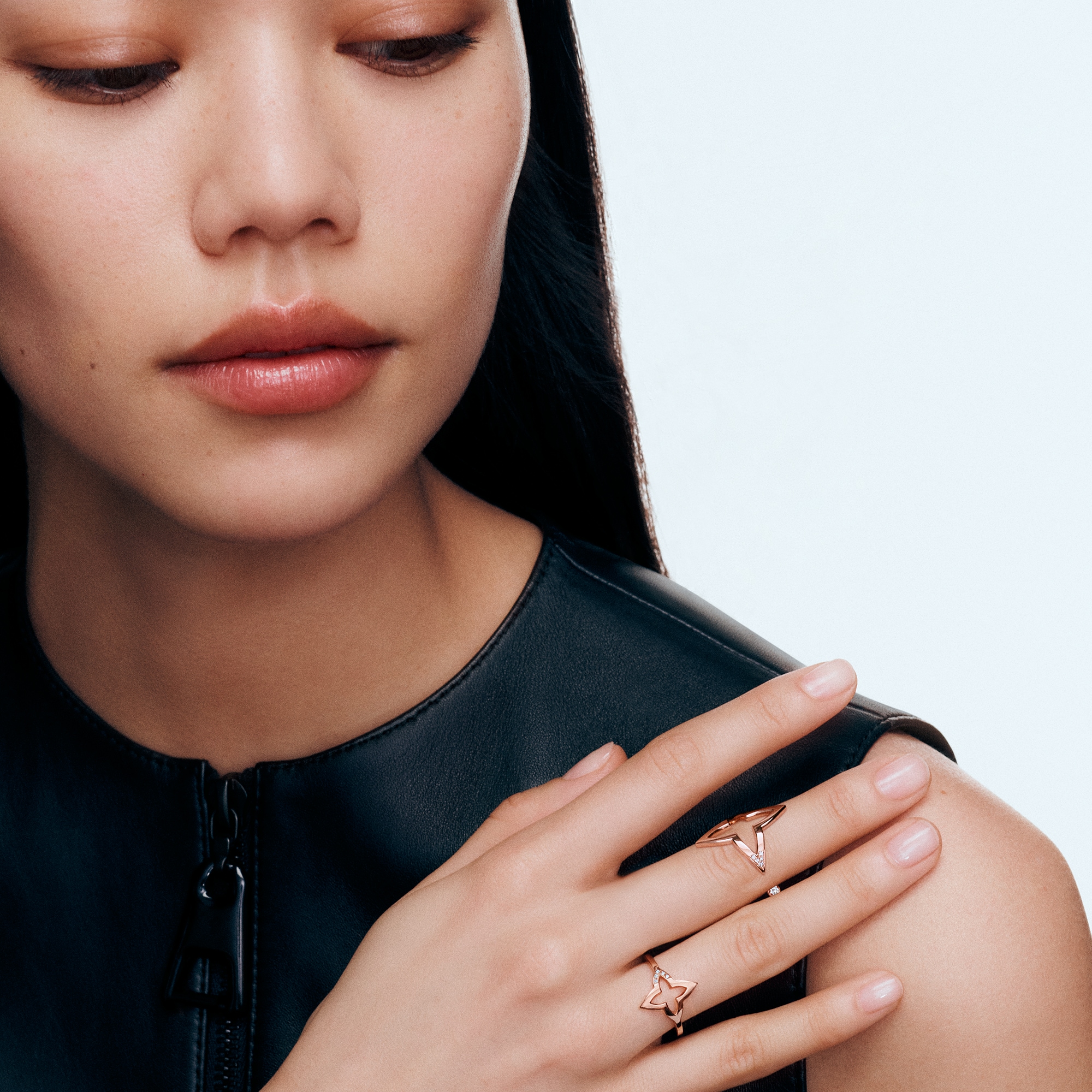 Anillo abierto Ombre Blossom de oro rosa y diamantes  Joyería Categorías Anillos | LOUIS VUITTON (Zoom de producto)