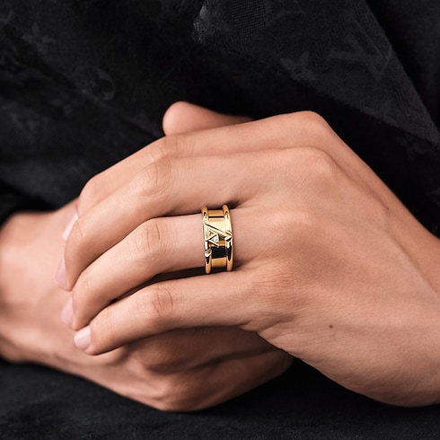 Anillo ancho LV Volt One de oro amarillo y diamante Joyería Categorías Joyería | LOUIS VUITTON (Zoom de producto)