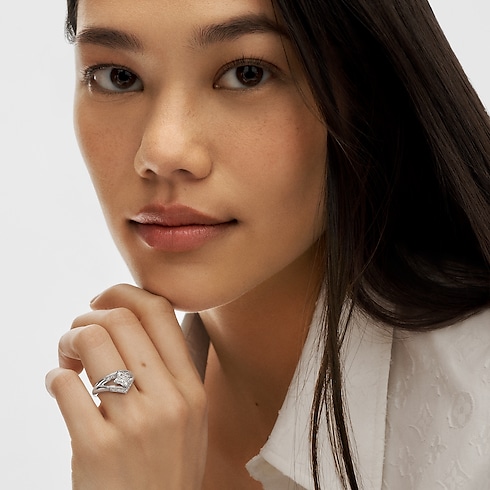 Anillo doble con pavé LV Diamonds, talla LV Monogram Star Joyería Colecciones LV Diamonds | LOUIS VUITTON (Zoom de producto)