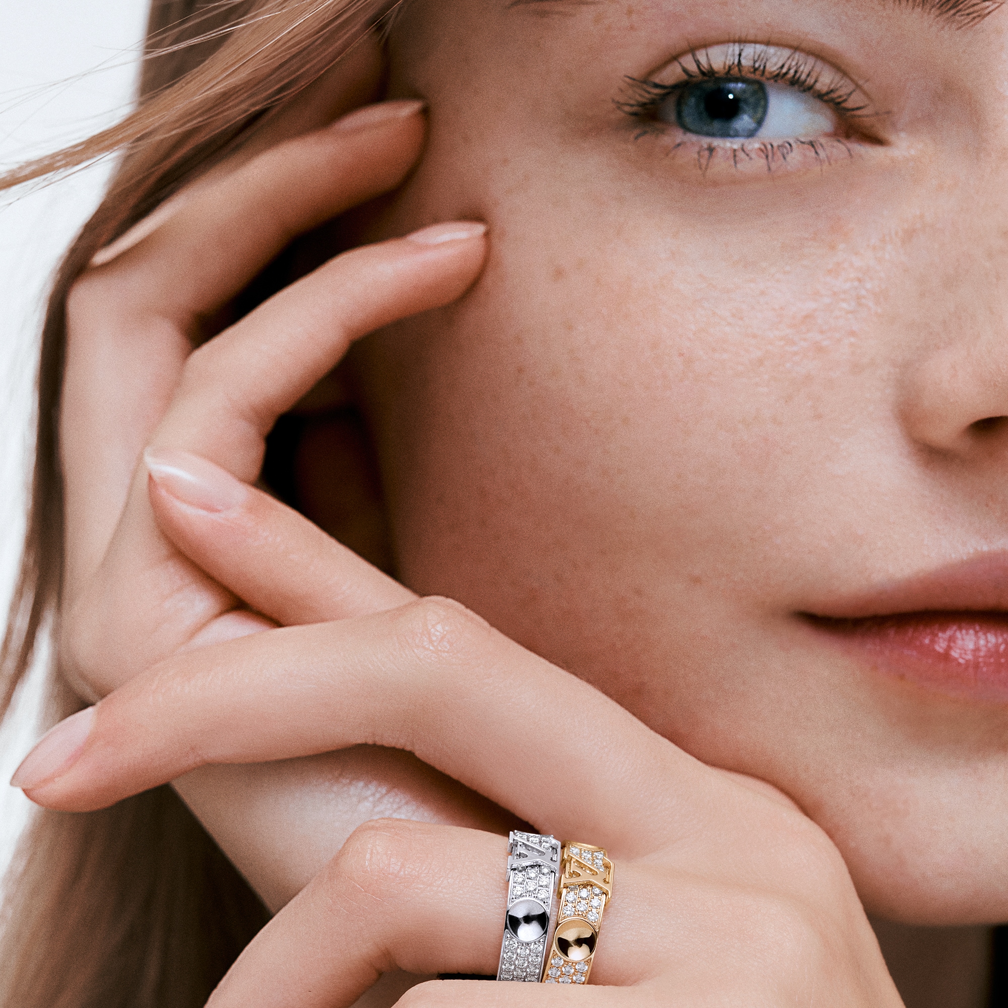 Anillo Empreinte de oro amarillo y diamantes  Joyería Categorías Joyería | LOUIS VUITTON (Zoom de producto)