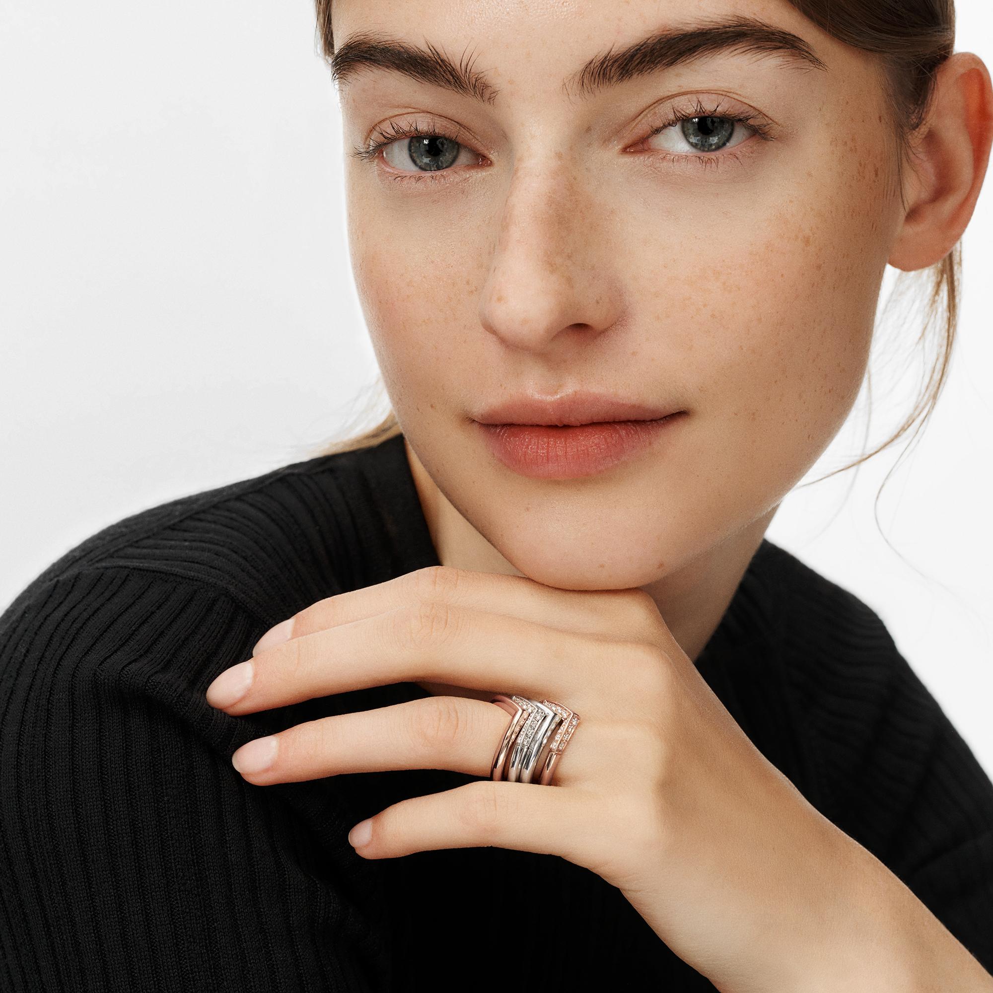 Anillo LV Diamonds V de platino  Joyería Categorías Wedding Bands | LOUIS VUITTON (Zoom de producto)