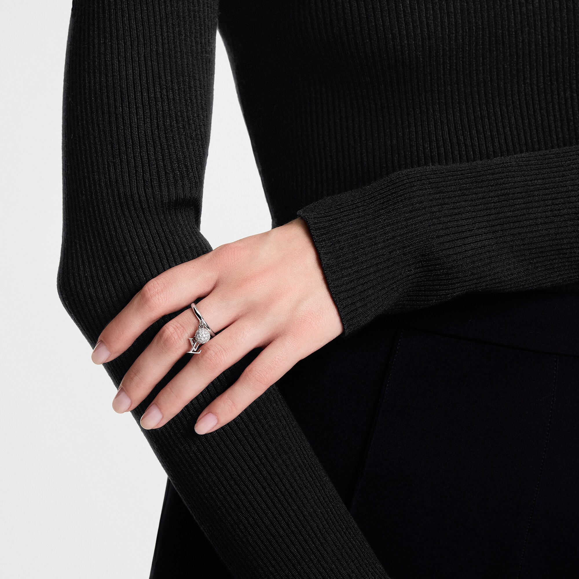 Anillo LV Iconic Louisa Strass S00 Mujer Bisutería Anillos | LOUIS VUITTON (Zoom de producto)