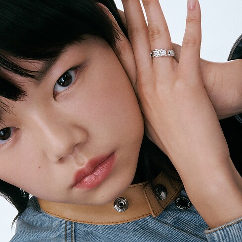 Anillo mediano Empreinte de oro blanco y diamantes Joyería Categorías Anillos | LOUIS VUITTON (Zoom de producto)