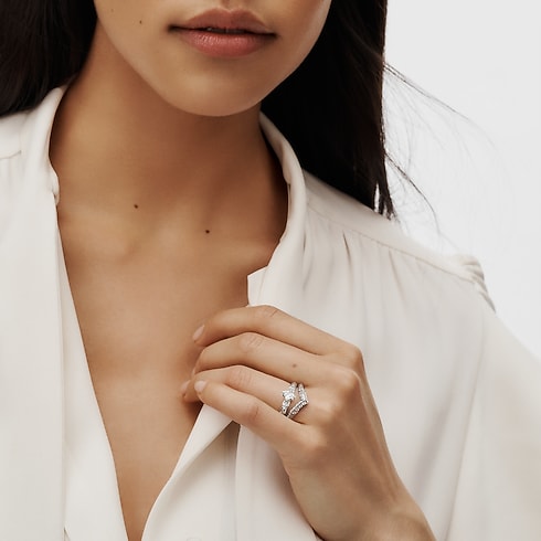 Anillo solitario LV Diamonds, talla LV Monogram Star Joyería Colecciones LV Diamonds | LOUIS VUITTON (Zoom de producto)