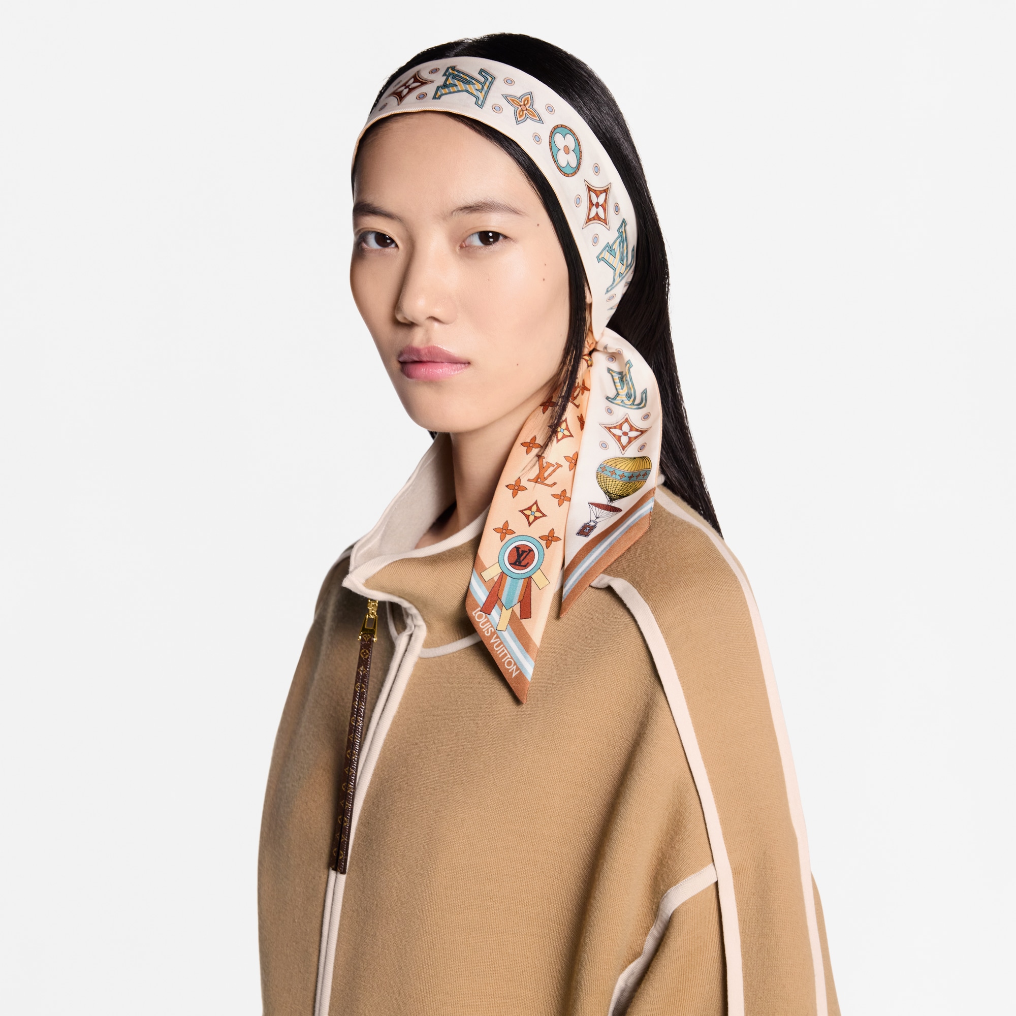 Bandana From The Cloud BB S00 Mujer Accesorios Pañuelos de seda y bandanas | LOUIS VUITTON (Zoom de producto)