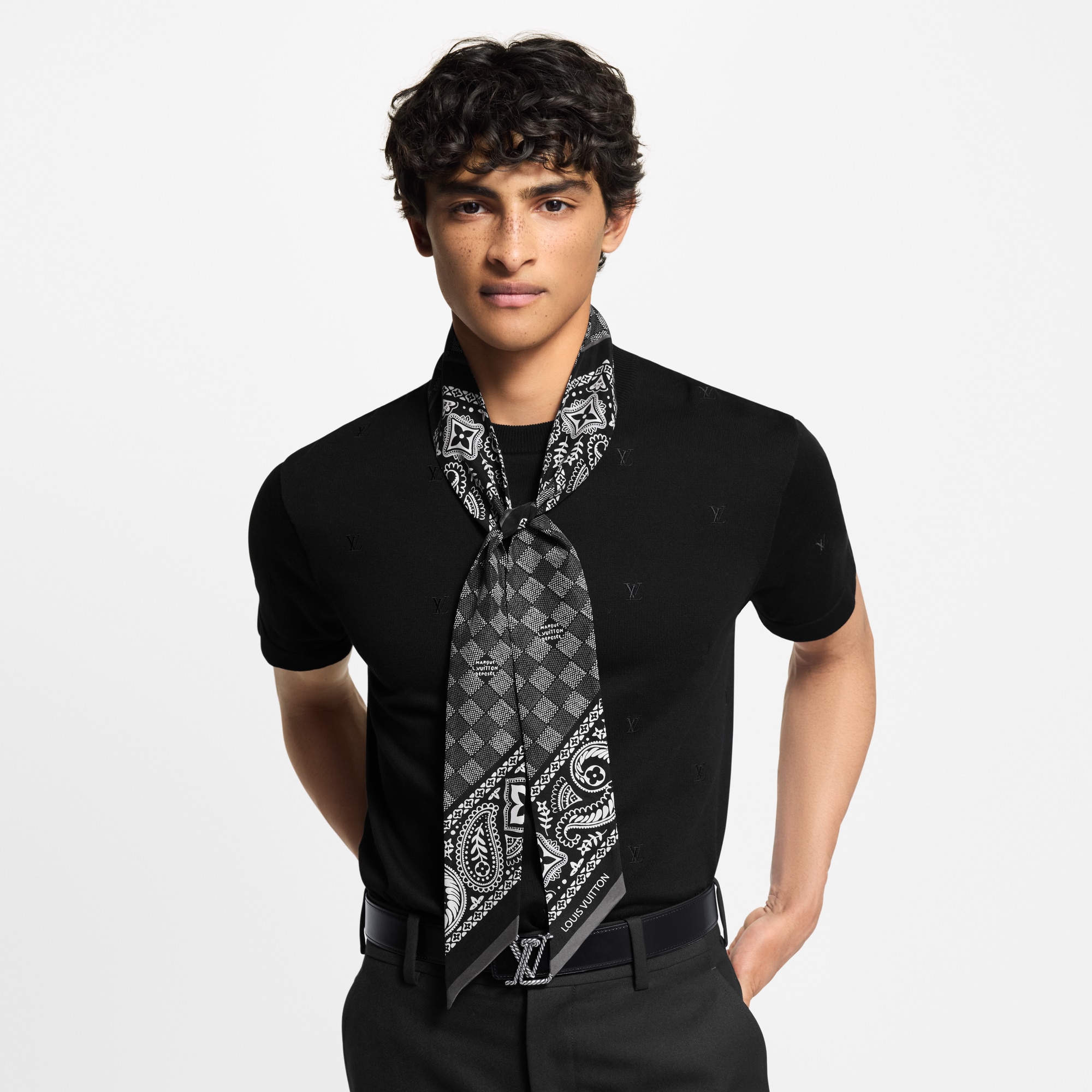 Bandana Paisley S00 Hombre Accesorios Seda y bandanas | LOUIS VUITTON (Zoom de producto)