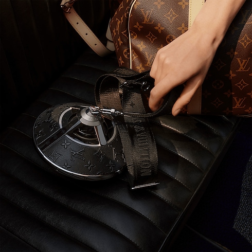 Bandolera para altavoz Horizon Light Up de Louis Vuitton Baúles, Viaje y Hogar Accesorios tecnológicos Audio, relojes conectados y accesorios | LOUIS VUITTON (Zoom de producto)