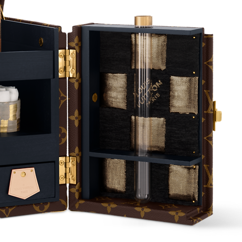 Baúl Cérémonie Matcha Lona Monogram Baúles, Viaje y Hogar Baúles y Cofres Baúles excepcionales | LOUIS VUITTON (Zoom de producto)