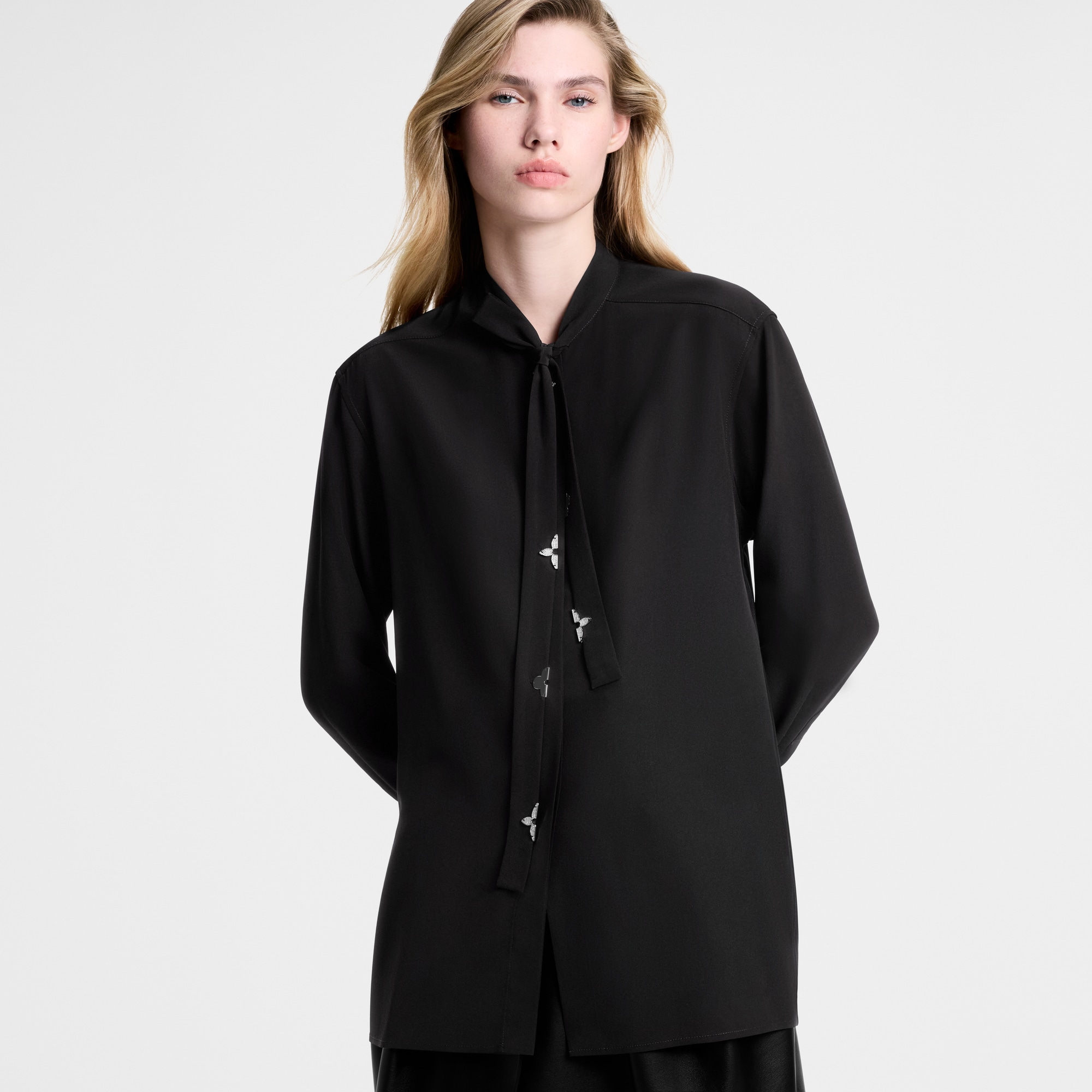 Blusa Monogram con chalina  Mujer Prêt-à-Porter Tops | LOUIS VUITTON (Zoom de producto)