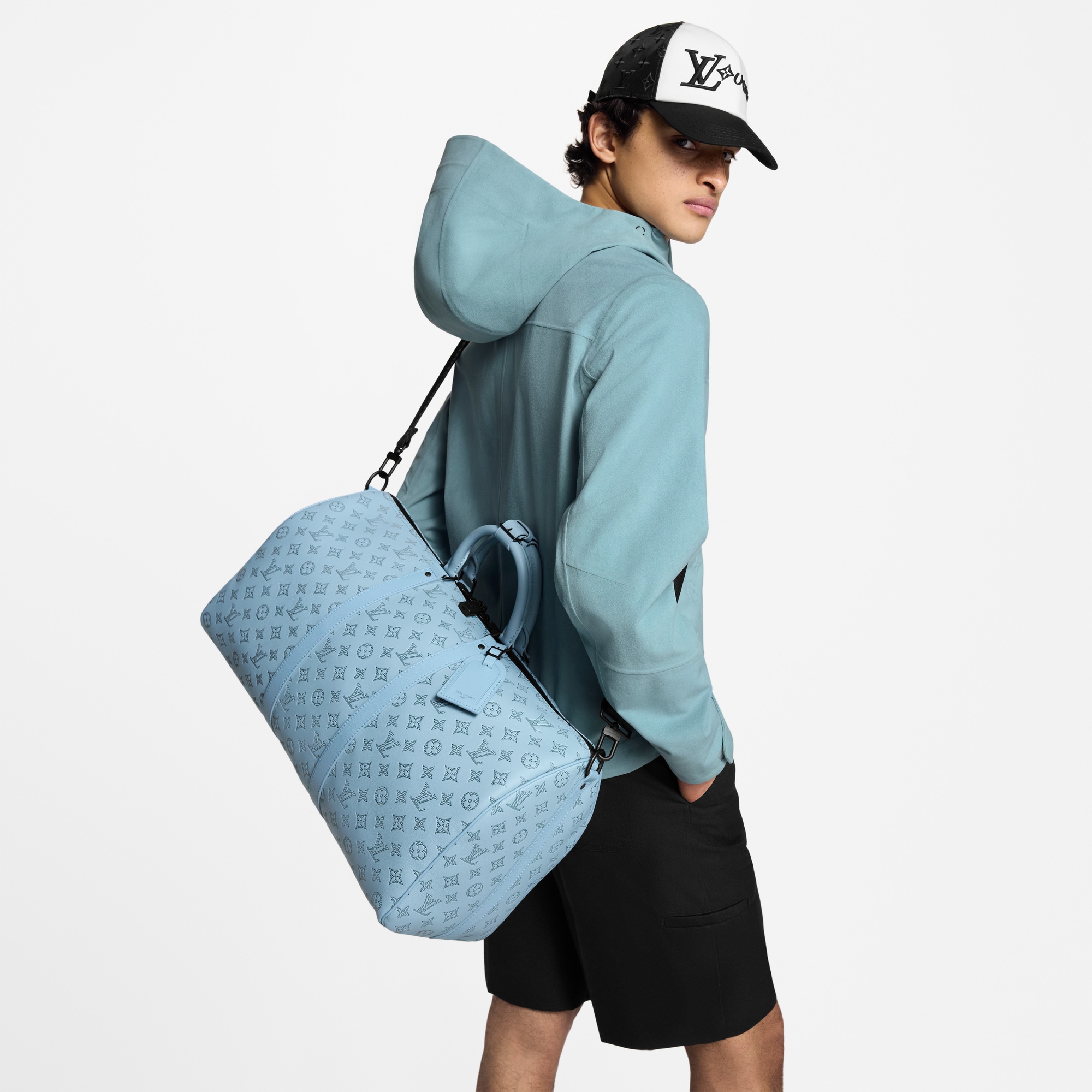 Bolsa de viaje Keepall 50 con bandolera Monogram Shadow Bolsos y pequeña marroquinería Bolso de hombre LV Icons | LOUIS VUITTON (Zoom de producto)