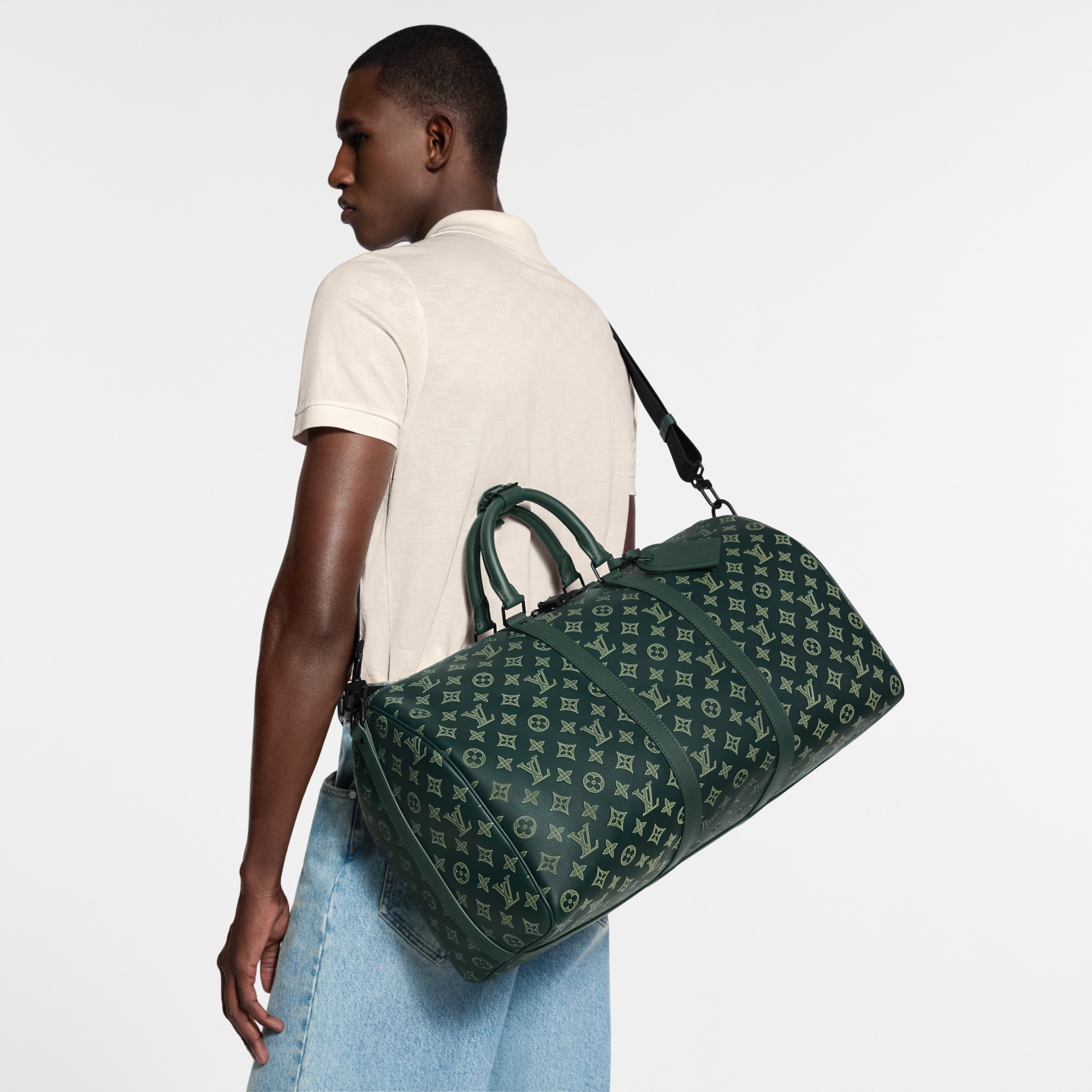Bolsa de viaje Keepall 50 con bandolera Monogram Shadow Bolsos y pequeña marroquinería Bolso de hombre LV Icons | LOUIS VUITTON (Zoom de producto)