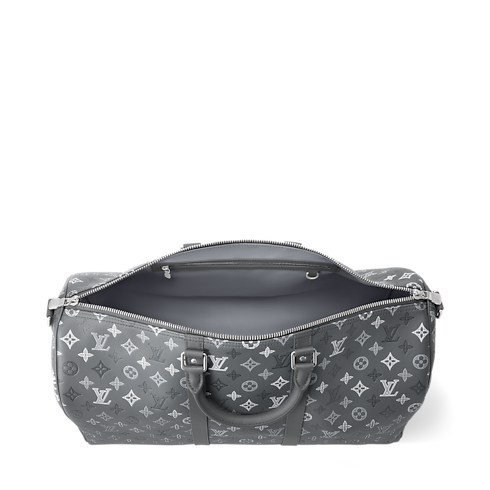 Bolsa de viaje Keepall 50 con bandolera Monogram Shadow Baúles y Viaje Bolsos de Viaje Todas las Bolsas de Viaje | LOUIS VUITTON (Zoom de producto)