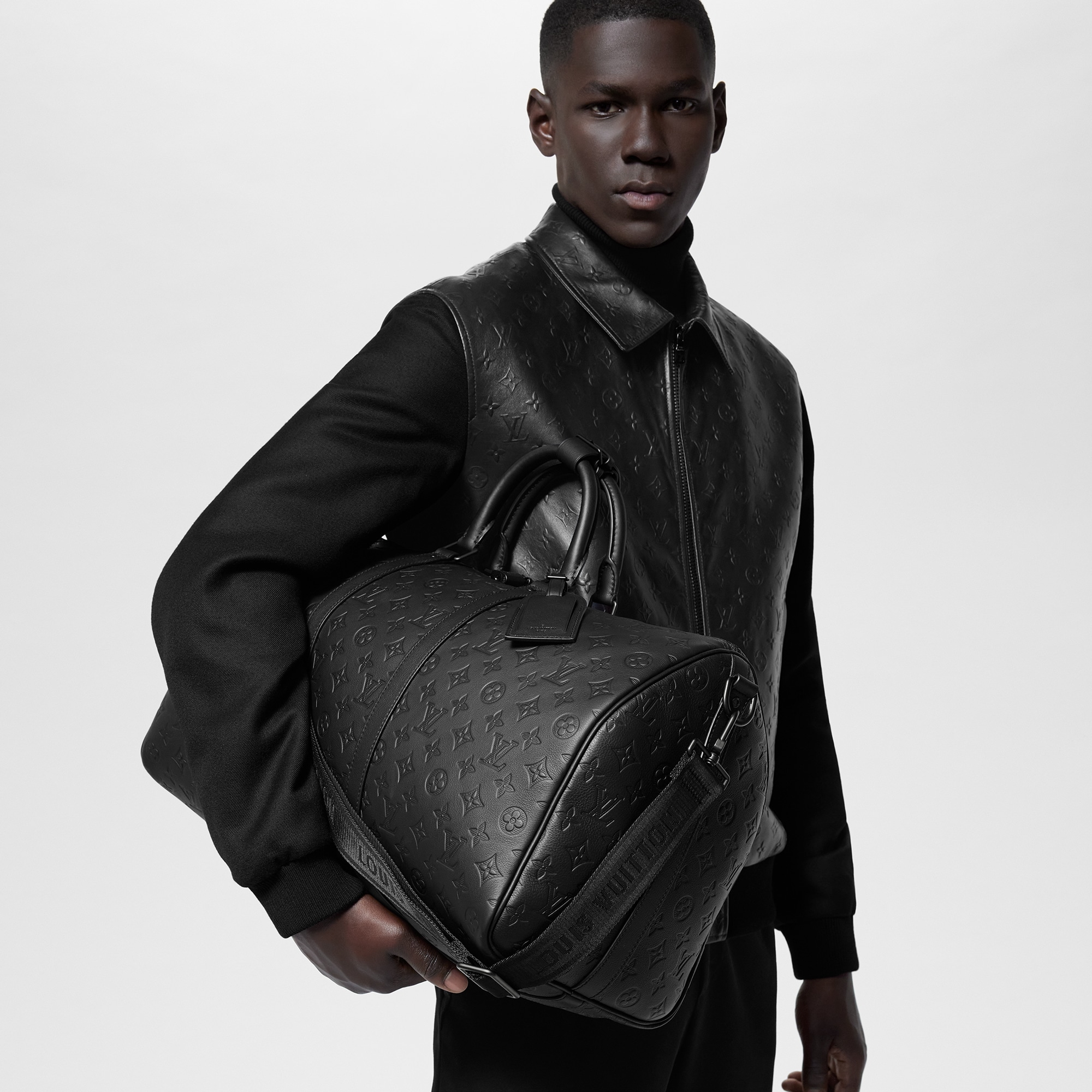 Bolsa de viaje Keepall 50 con bandolera Sombra Monogram Hombre Discontinued Product Obs 11 | LOUIS VUITTON (Zoom de producto)