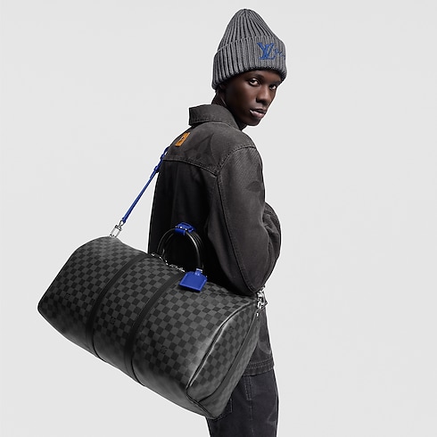 Bolsa de viaje Keepall 50 con bandolera Lona Damier Graphite Bolsos y pequeña marroquinería Bolso de hombre Novedades | LOUIS VUITTON (Zoom de producto)