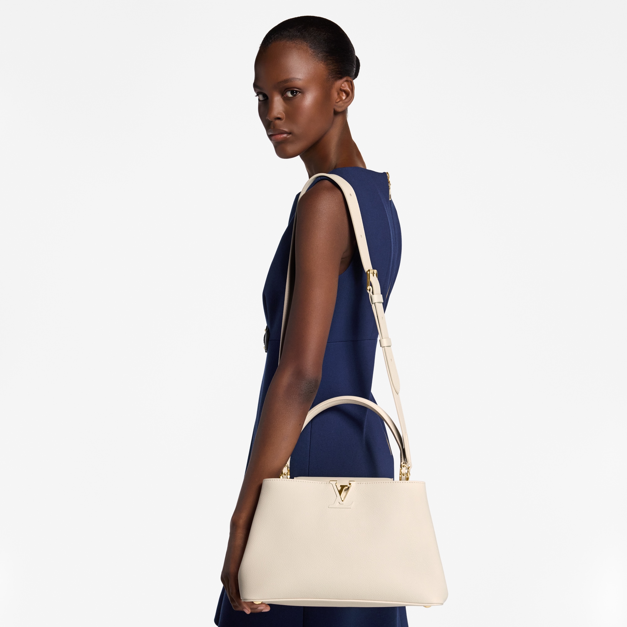 Bolso Capucines MM Souple Capucines Mujer Bolsos Capucines | LOUIS VUITTON (Zoom de producto)
