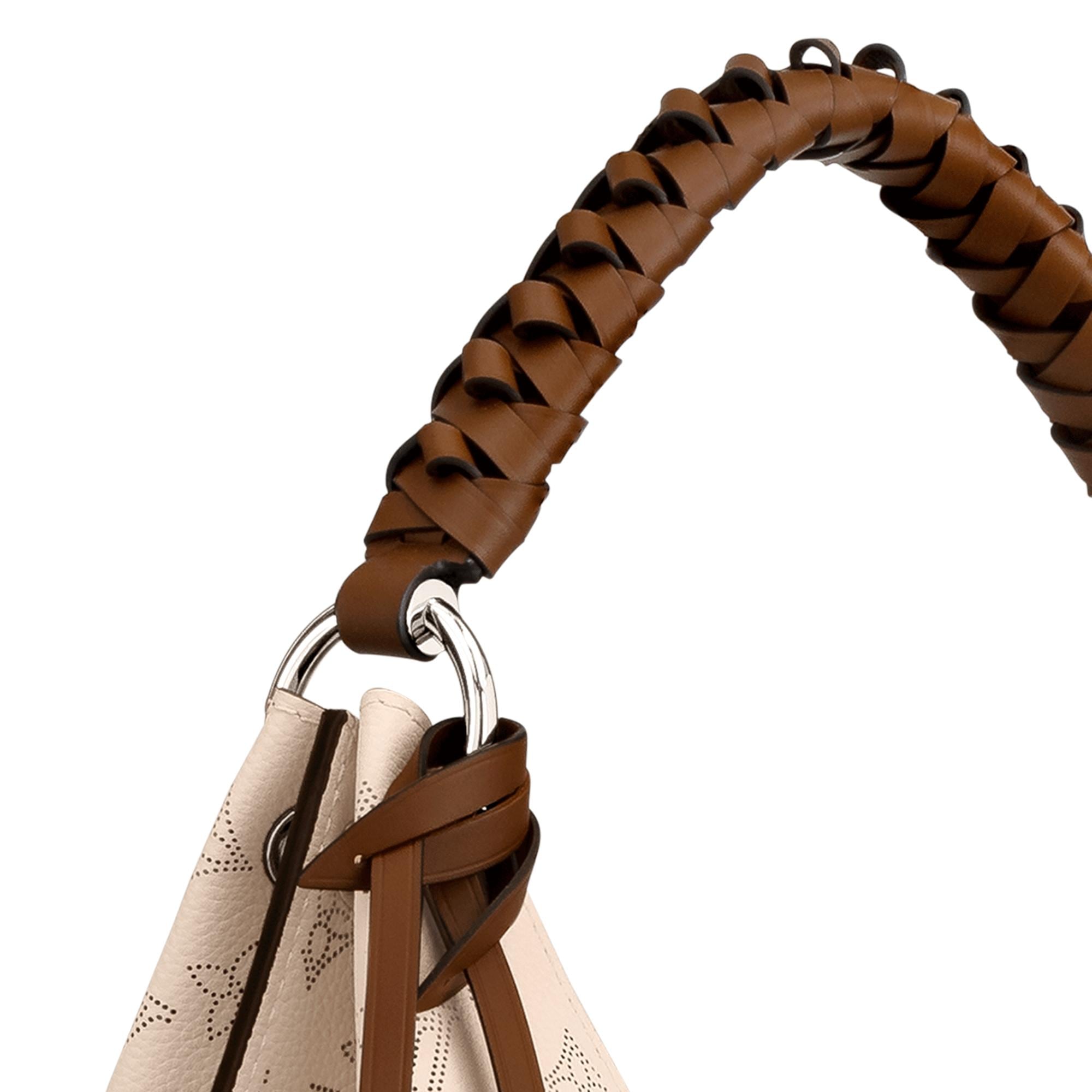 Bolso Carmel Piel Mahina Bolsos y pequeña marroquinería Bolsos de mujer Novedades | LOUIS VUITTON (Zoom de producto)