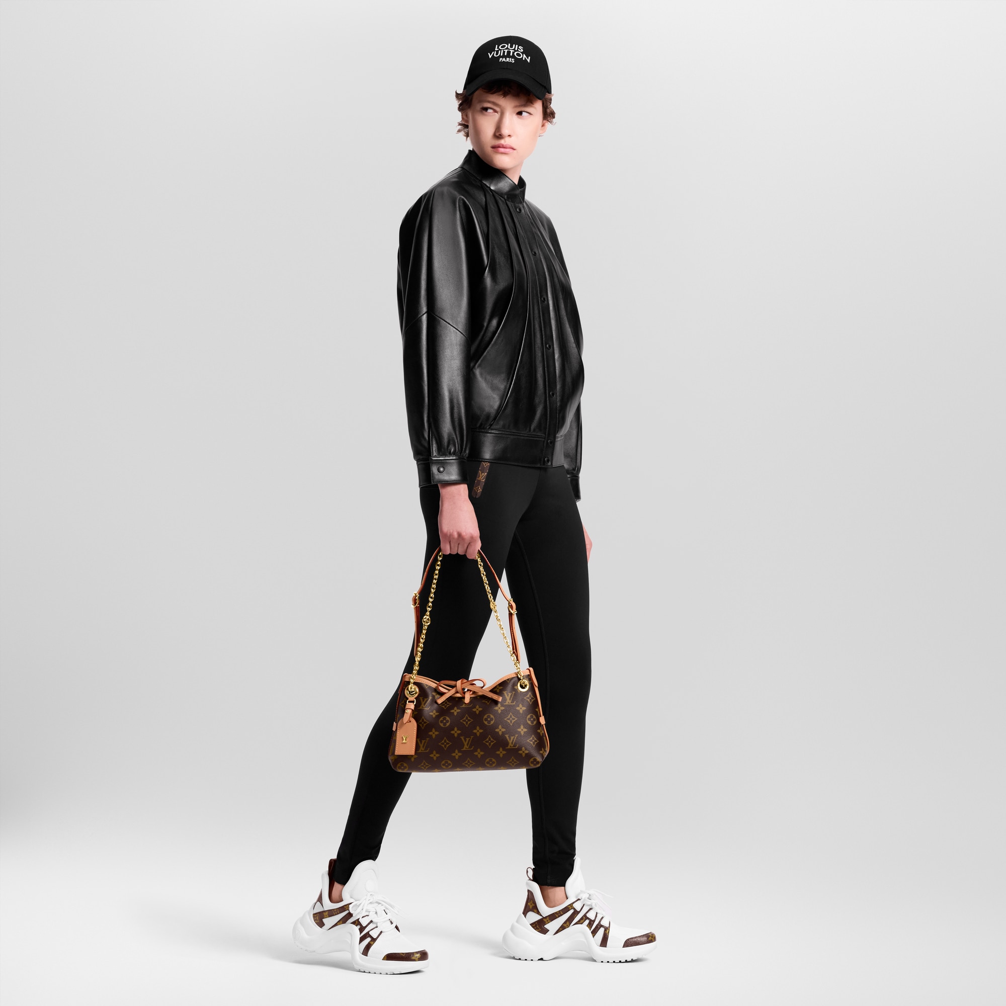 Bolso CarryAll BB Lona Monogram Mujer Handbags All Handbags | LOUIS VUITTON (Zoom de producto)