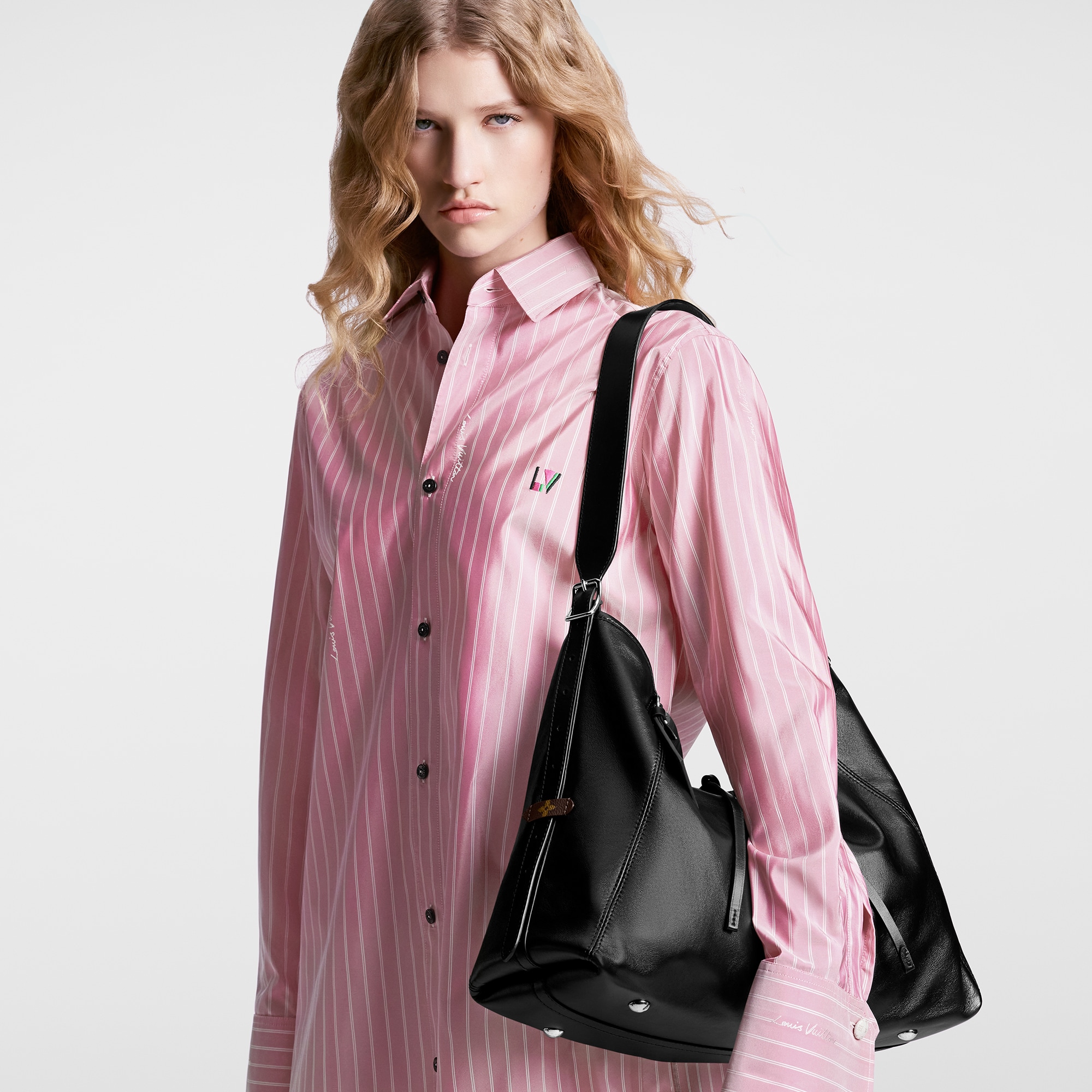 Bolso CarryAll Vibe MM LV Vibe Mujer Bolsos Bolsos | LOUIS VUITTON (Zoom de producto)