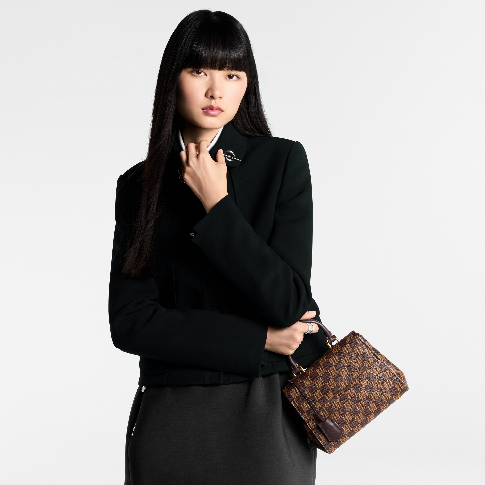 Bolso Cluny Mini Lona Damier Ebène Mujer Bolsos Bolsos | LOUIS VUITTON (Zoom de producto)