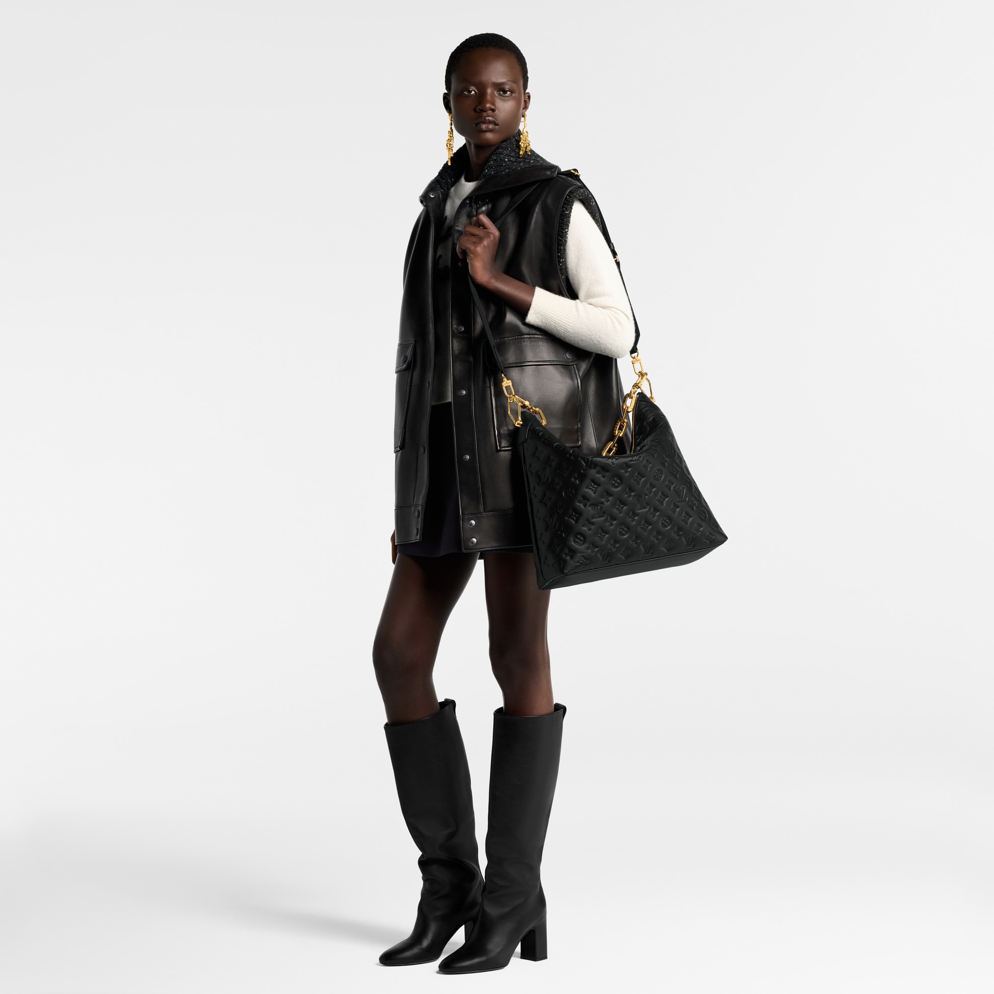 Bolso Coussin Hobo MM Coussin Bolsos y pequeña marroquinería Bolsos de mujer Icónicos Louis Vuitton | LOUIS VUITTON (Zoom de producto)
