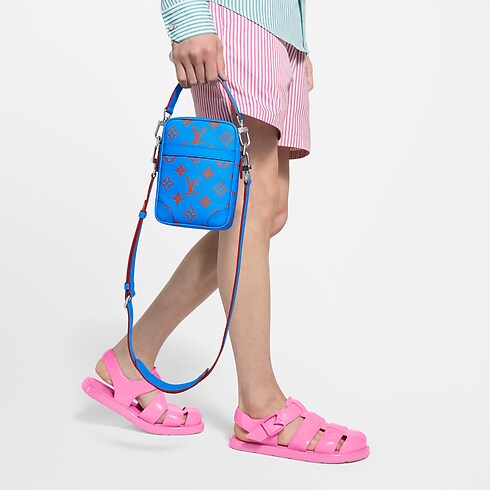 Bolso Danube Otros Monogram Bolsos y pequeña marroquinería Bolso de hombre Novedades | LOUIS VUITTON (Zoom de producto)