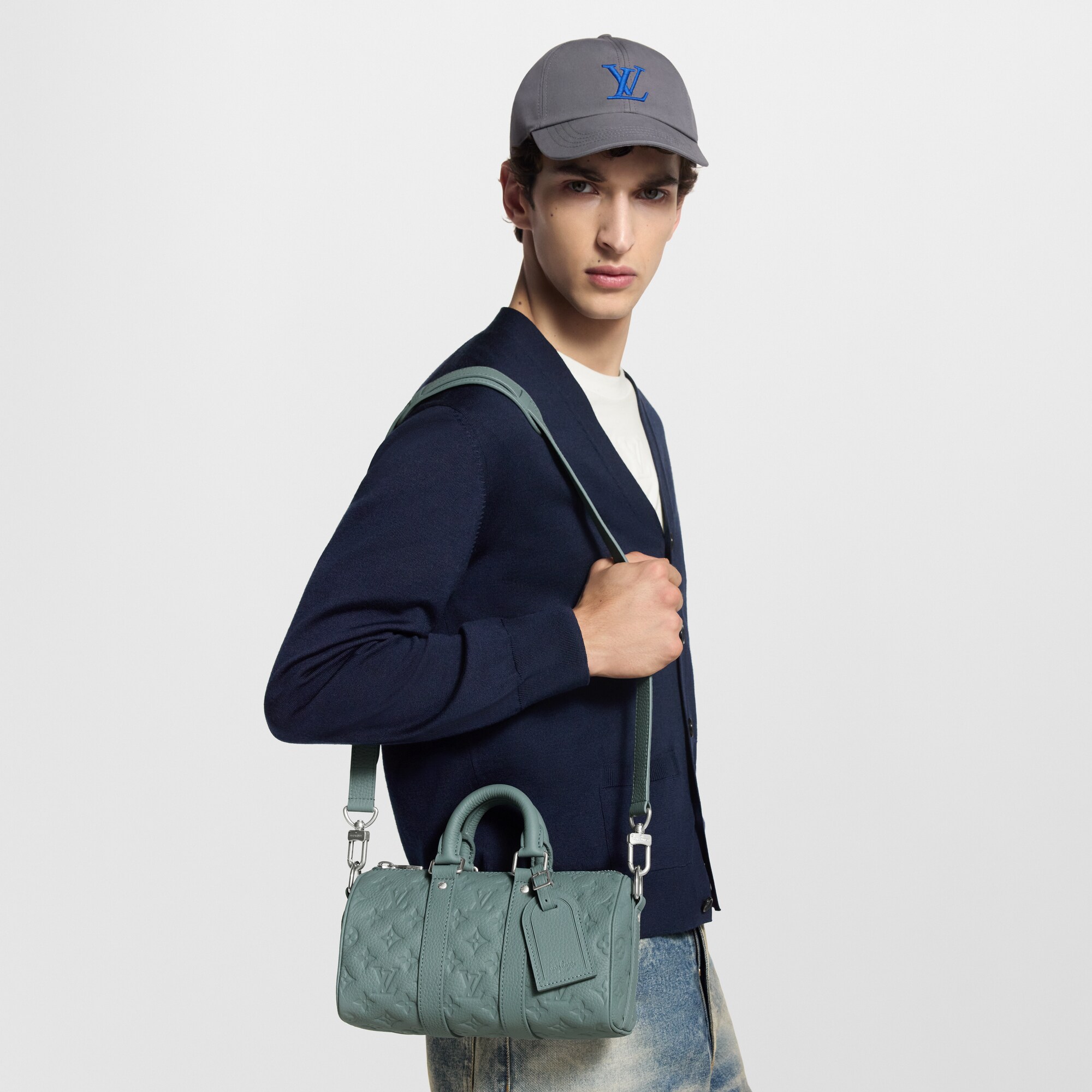 Bolso Keepall 25 con bandolera Taurillon Monogram Bolsos y pequeña marroquinería Bolso de hombre LV Icons | LOUIS VUITTON (Zoom de producto)