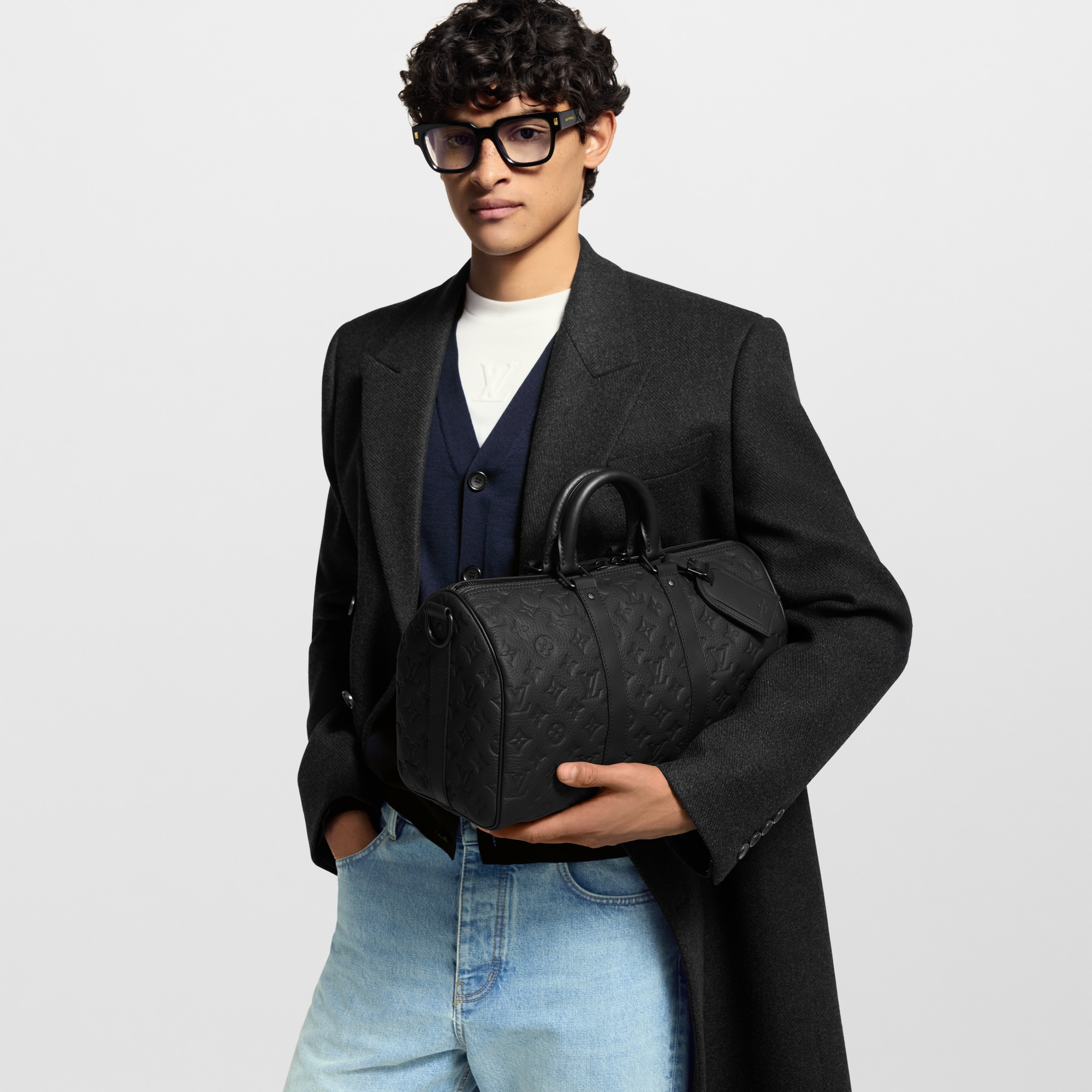 Bolso Keepall 35 con bandolera Monogram Piel Taurillon Hombre Bolsos All Collections | LOUIS VUITTON (Zoom de producto)