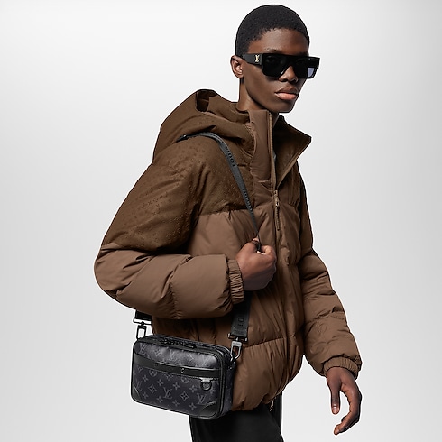 Bolso Messenger Alpha Monogram Eclipse Hombre Bolsos Todas las colecciones | LOUIS VUITTON (Zoom de producto)