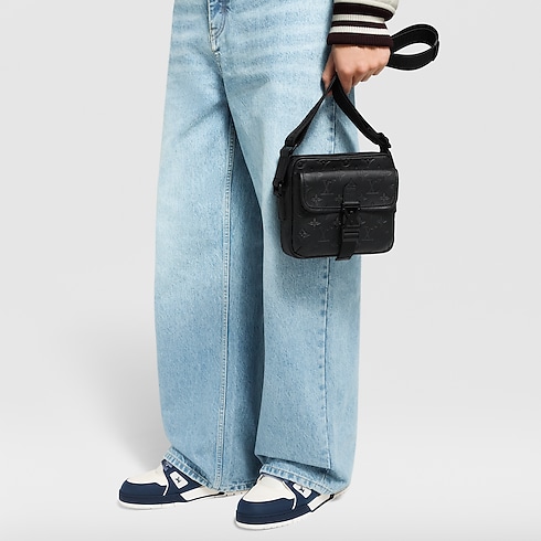 Bolso Messenger Getaway Piel Monogram Shadow Bolsos y pequeña marroquinería Bolso de hombre Novedades | LOUIS VUITTON (Zoom de producto)