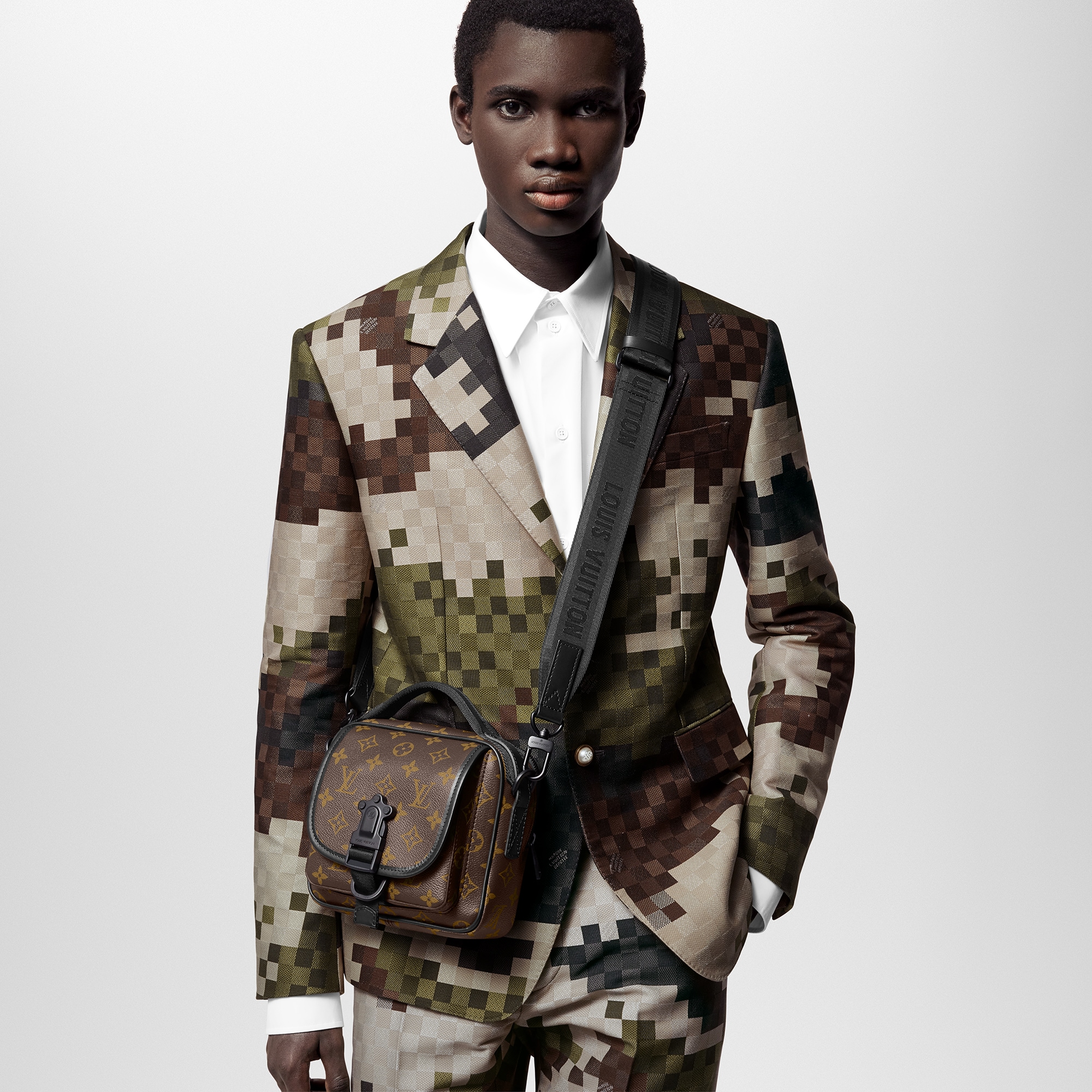 Bolso Messenger Quest Lona Monogram Macassar Hombre Bolsos All Collections | LOUIS VUITTON (Zoom de producto)