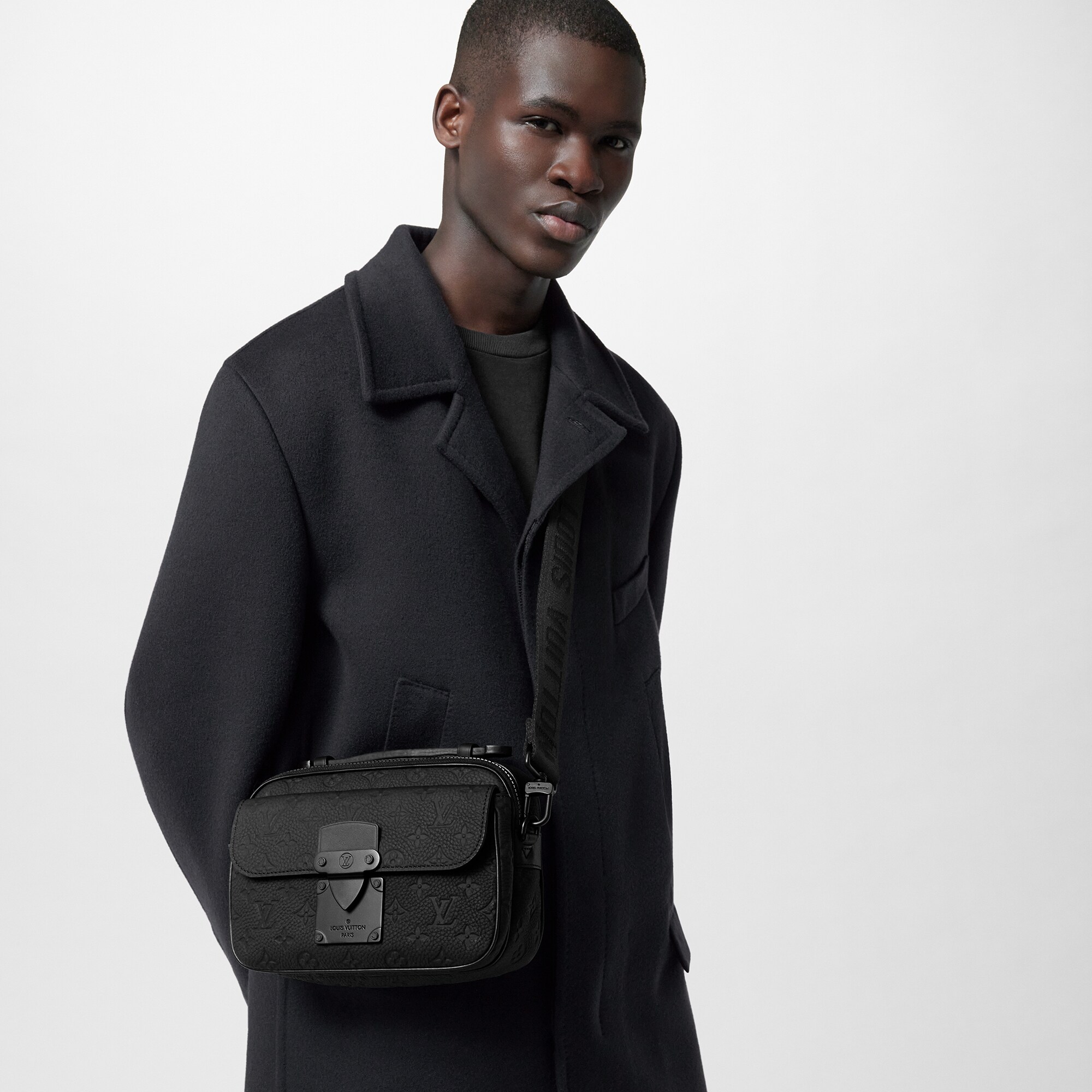 Bolso Messenger S Lock Monogram Piel Taurillon Hombre Bolsos Todas las colecciones | LOUIS VUITTON (Zoom de producto)