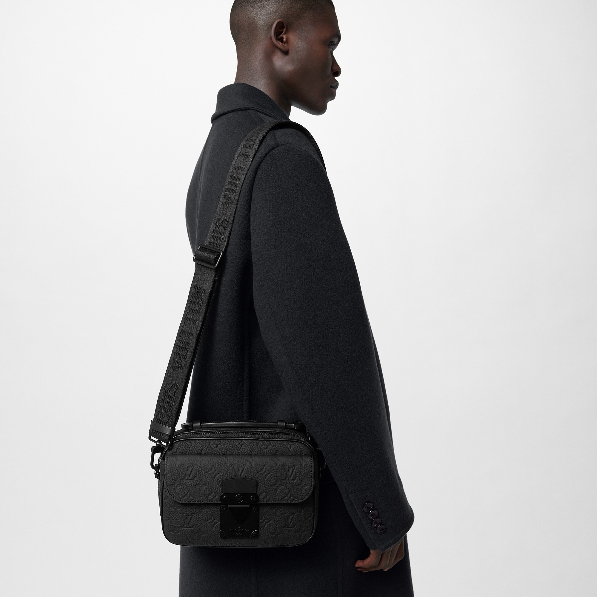 Bolso Messenger S Lock Monogram Piel Taurillon Hombre Bolsos Todas las colecciones | LOUIS VUITTON (Zoom de producto)