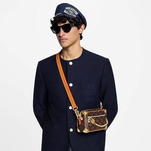 Bolso Mini Soft Trunk Monogram Archive Bolsos y pequeña marroquinería Bolso de hombre LV Icons | LOUIS VUITTON (Zoom de producto)