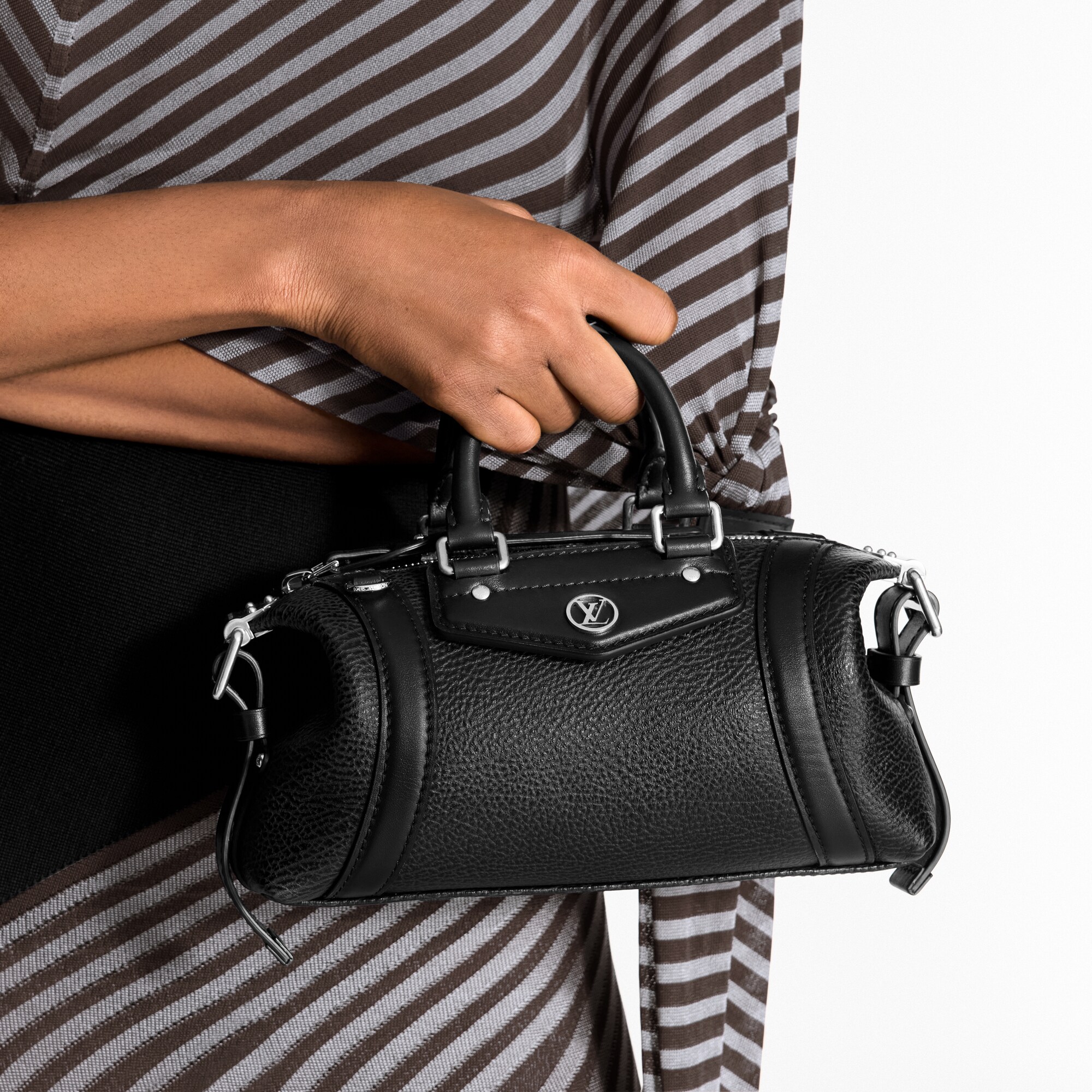 Bolso Nano LV Biker  Mujer Carteras y pequeña marroquinería Carteras con cadena y mini bolsos | LOUIS VUITTON (Zoom de producto)