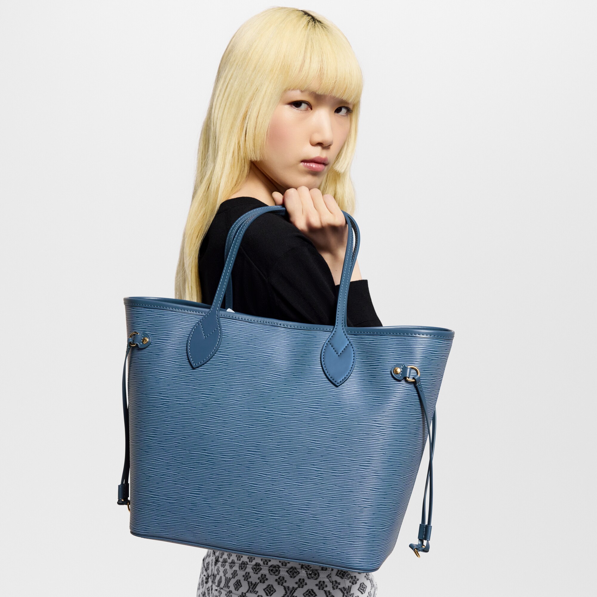 Bolso Neverfull MM Piel Epi Bolsos y pequeña marroquinería Bolsos de mujer Icónicos Louis Vuitton | LOUIS VUITTON (Zoom de producto)