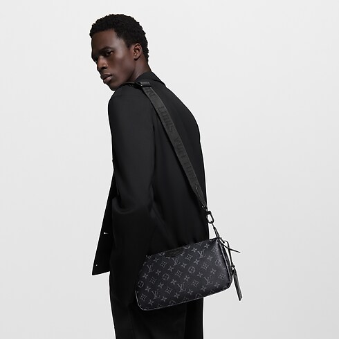 Bolso Pochette Accessoire XL Monogram Eclipse Bolsos y pequeña marroquinería Bolso de hombre Novedades | LOUIS VUITTON (Zoom de producto)