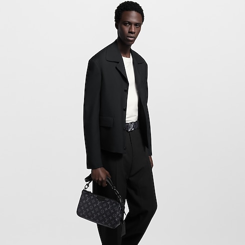 Bolso Pochette Accessoire XL Monogram Eclipse Bolsos y pequeña marroquinería Bolso de hombre Novedades | LOUIS VUITTON (Zoom de producto)