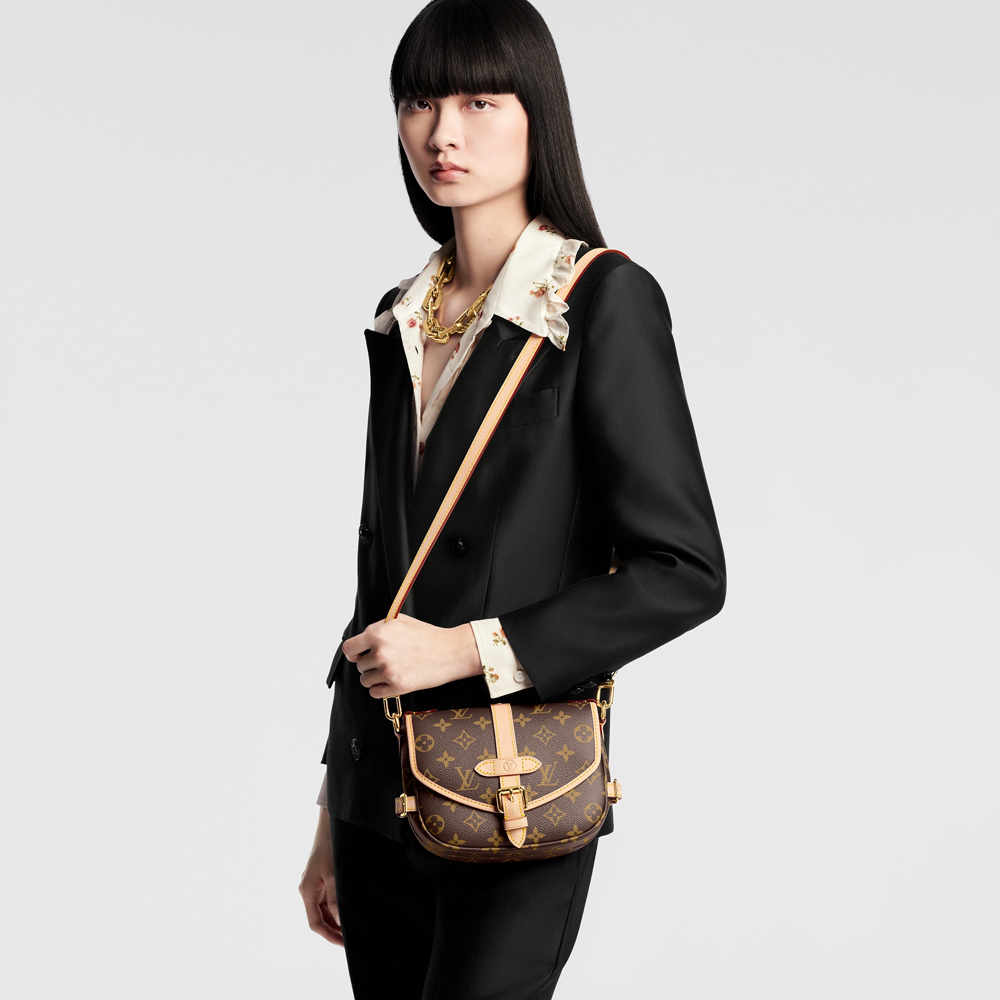 Bolso Saumur BB Lona Monogram Mujer Bolsos All Collections | LOUIS VUITTON (Zoom de producto)