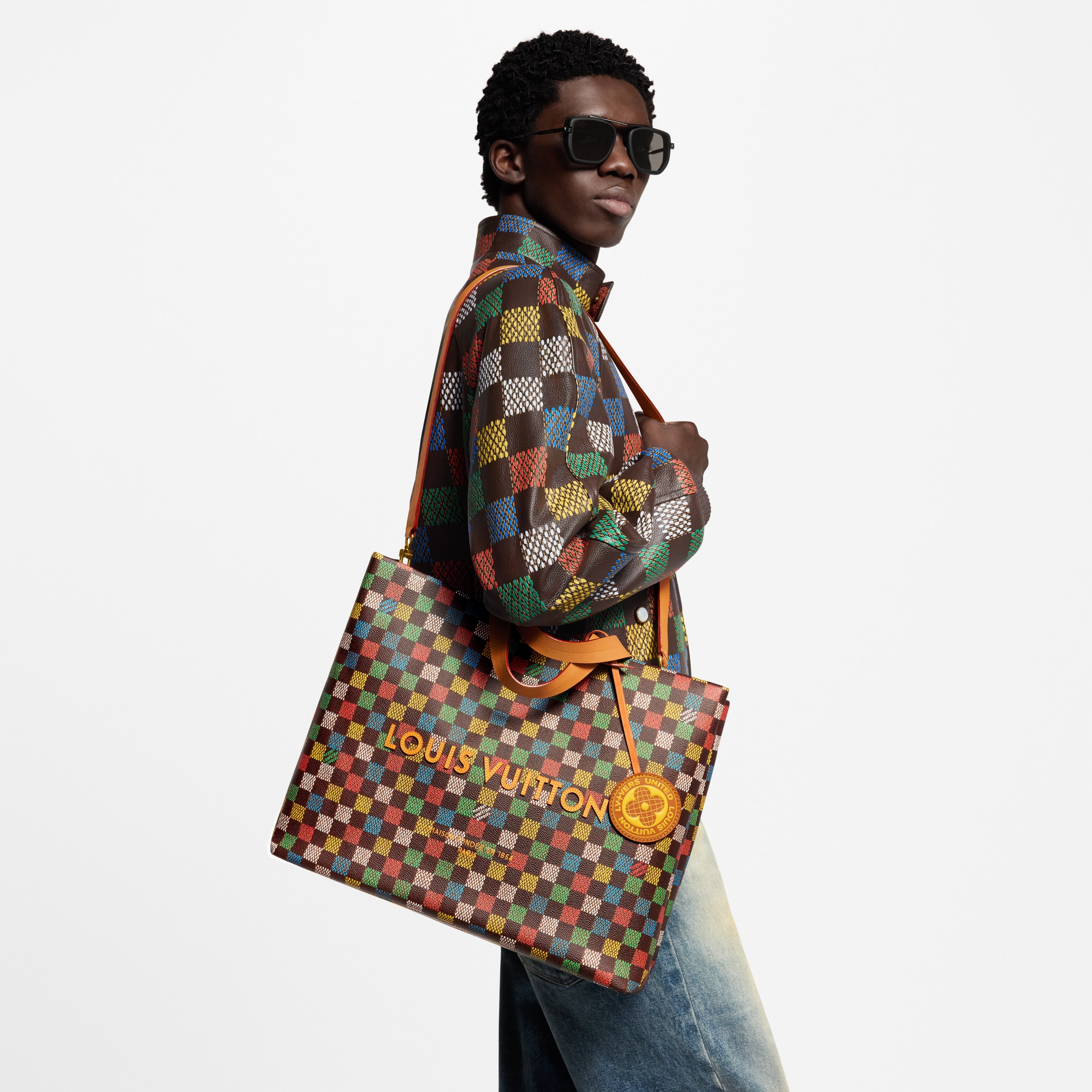 Bolso Shopper Tote MM Lona Damier Ebène Bolsos y pequeña marroquinería Bolso de hombre Novedades | LOUIS VUITTON (Zoom de producto)