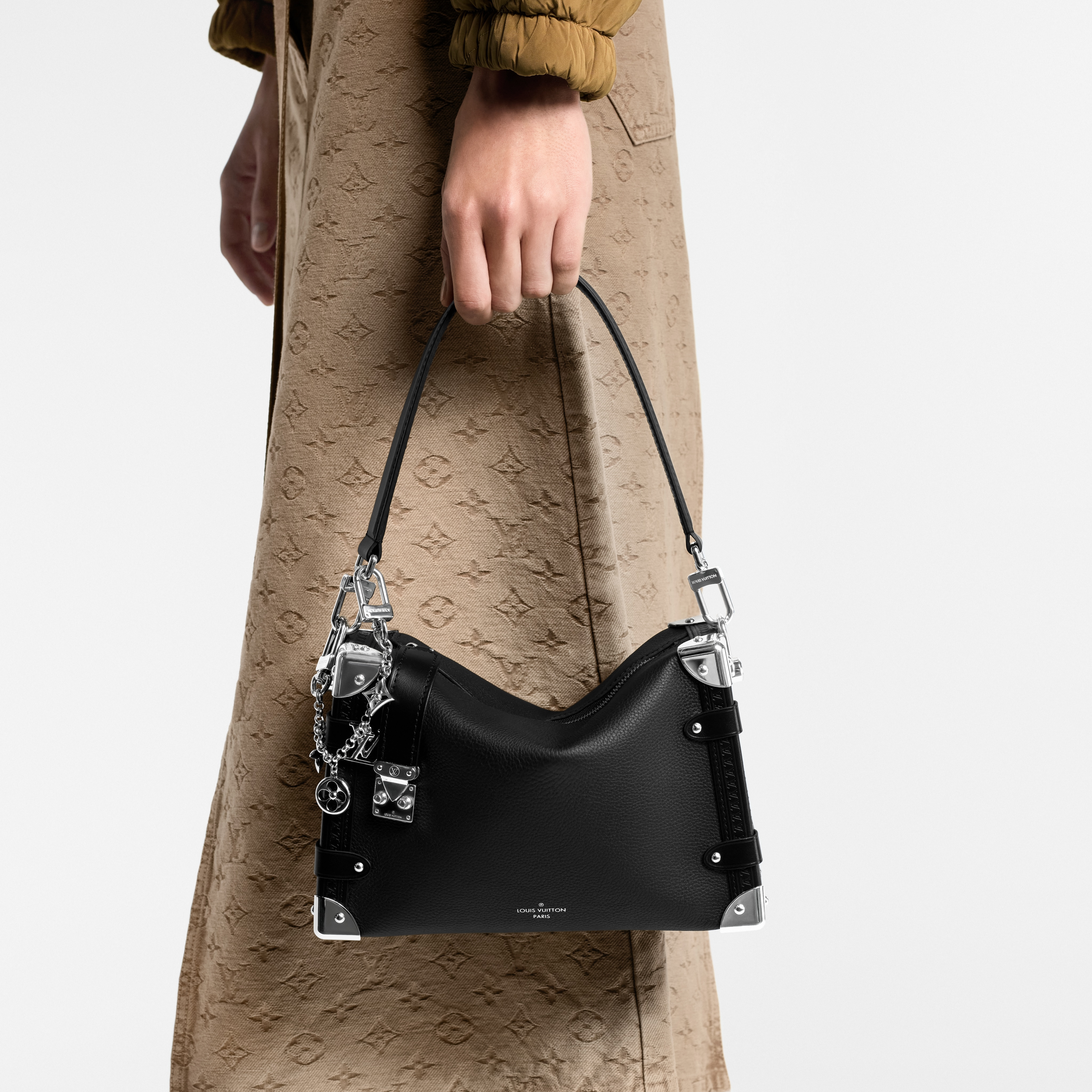Bolso Side Trunk MM Fashion Leather Bolsos y pequeña marroquinería Bolsos de mujer Icónicos Louis Vuitton | LOUIS VUITTON (Zoom de producto)