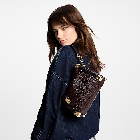 Bolso Side Trunk MM Fashion Leather Bolsos y pequeña marroquinería Bolsos de mujer Icónicos Louis Vuitton | LOUIS VUITTON (Zoom de producto)