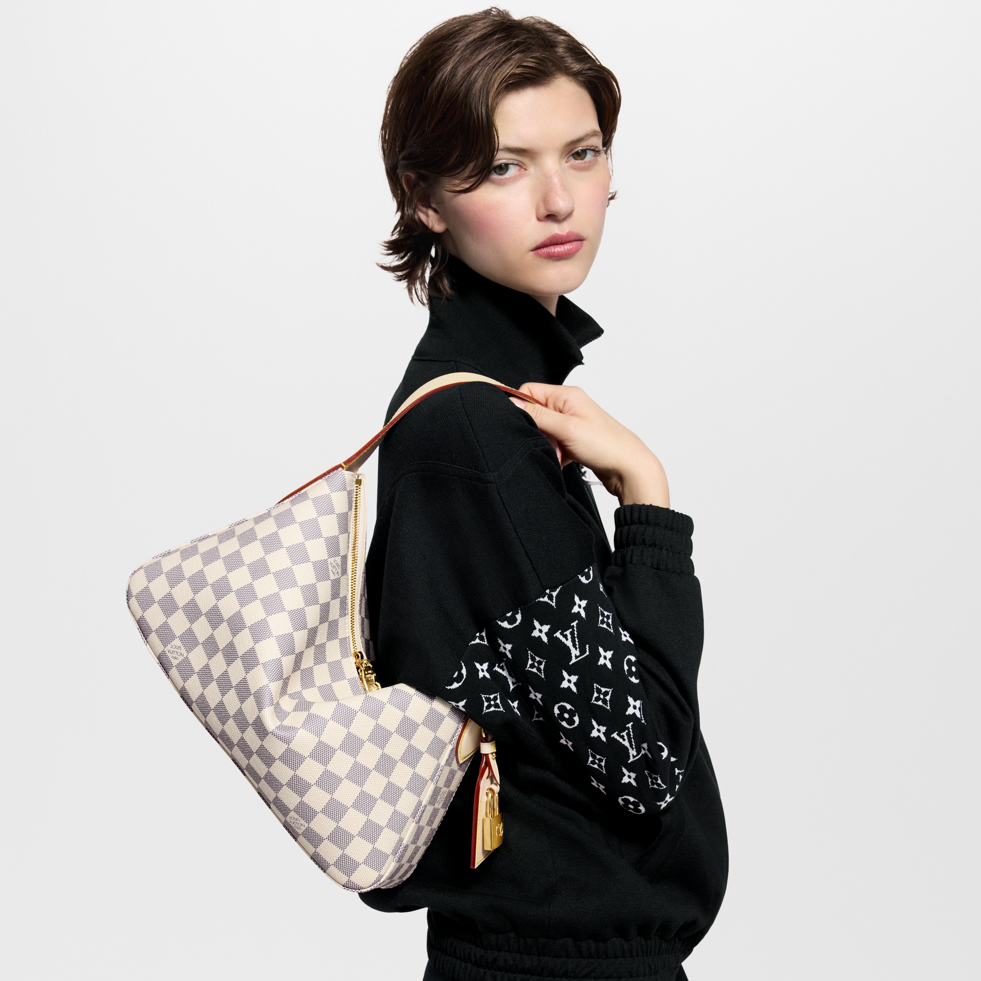 Bolso Slouchy PM Lona Damier Azur Bolsos y pequeña marroquinería Bolsos de mujer Novedades | LOUIS VUITTON (Zoom de producto)